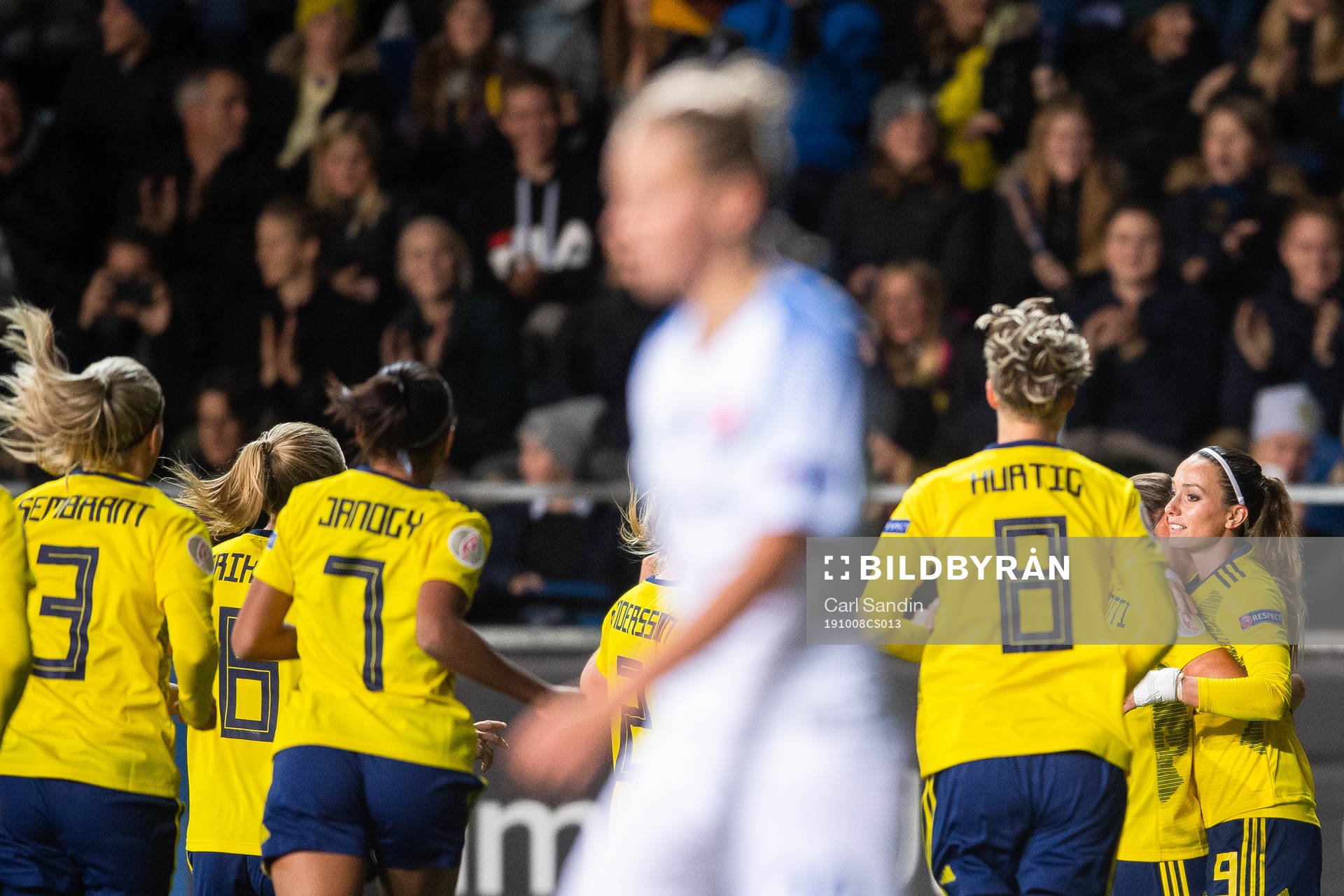 Kosovare Asllani of Sweden celebrates