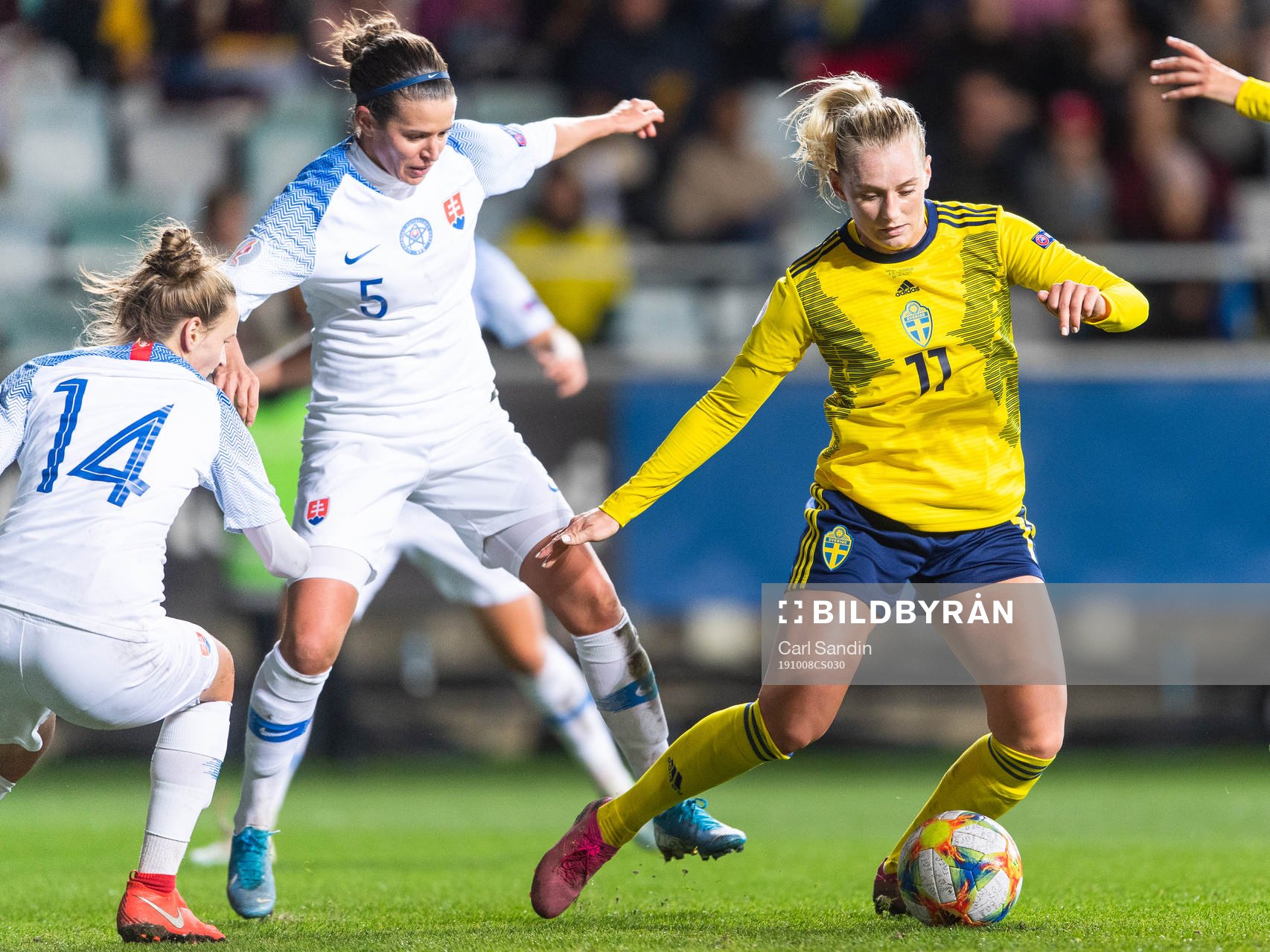 Alexandra Biroova of Slovakia and Stina Blackstenius of