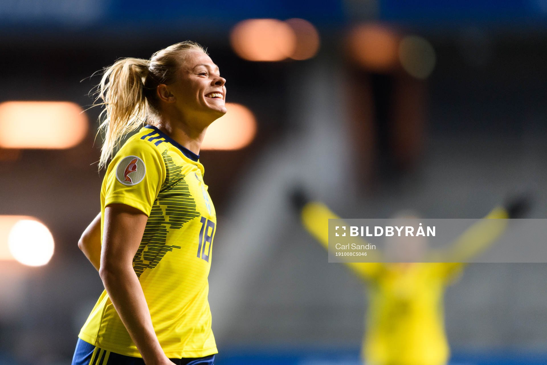 Fridolina Rolfö of Sweden celebrates