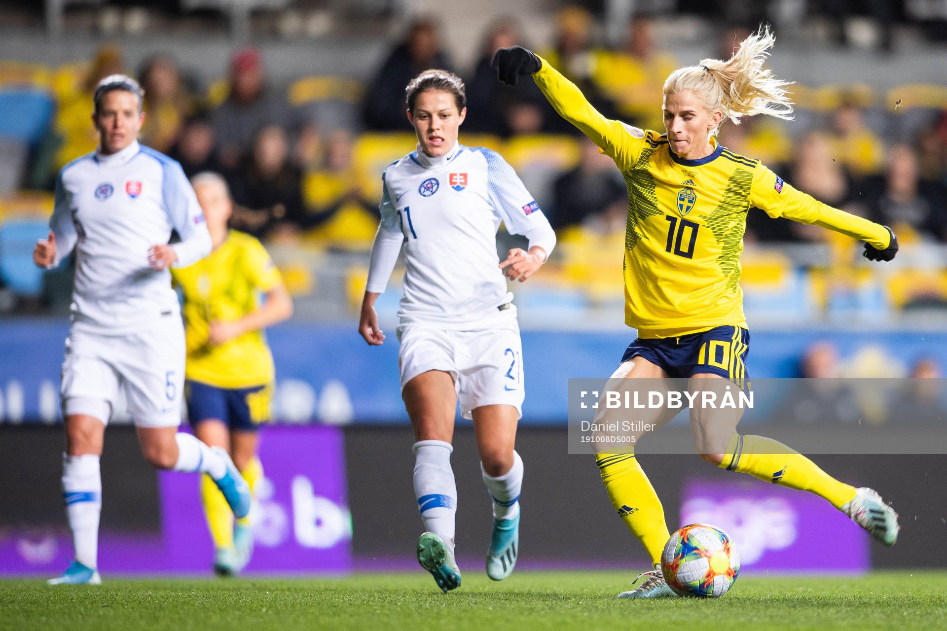 Sofia Jakobsson of Sweden with a shot