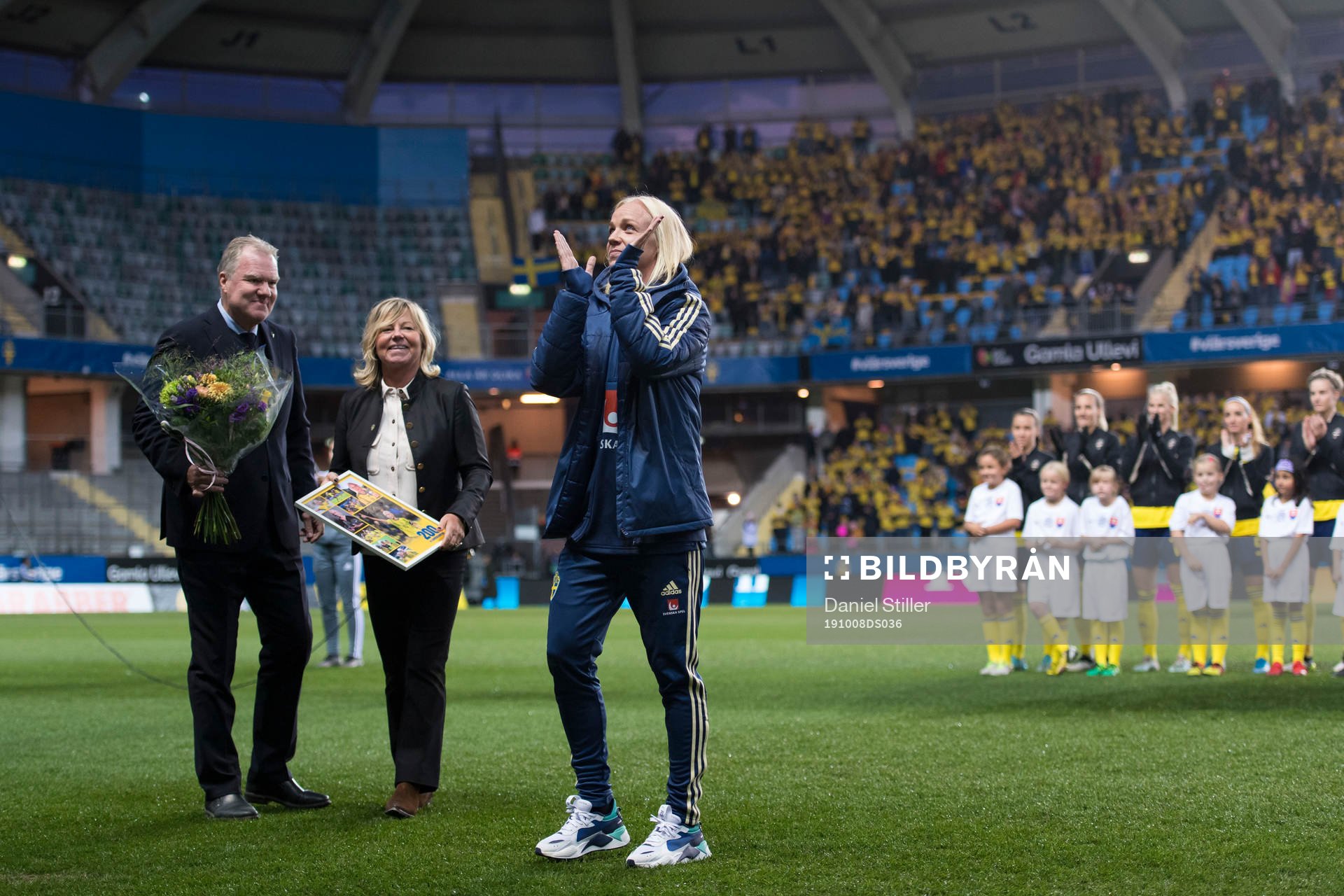 dKarl-Erik Nilsson, president of the Swedish Football