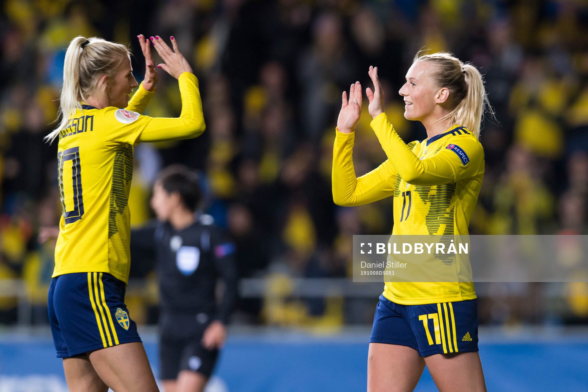 Sofia Jakobsson celebrates with Stina Blackstenius of Sweden