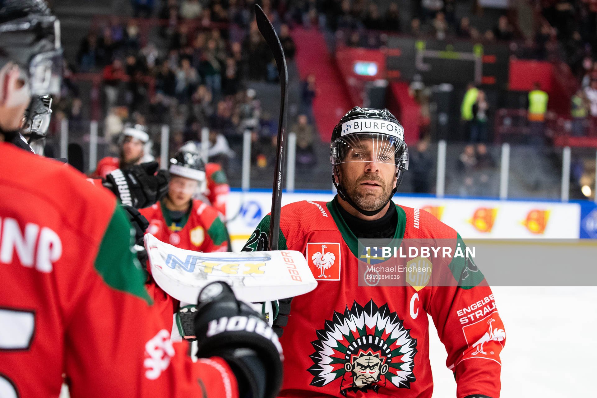 Joel Lundqvist of Frölunda celebrates scoring 2-0