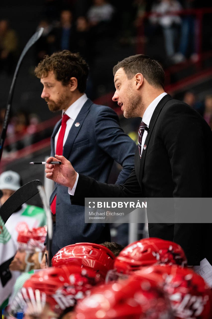Assistant coach Luke Piggott and head coach Andrew Lord of