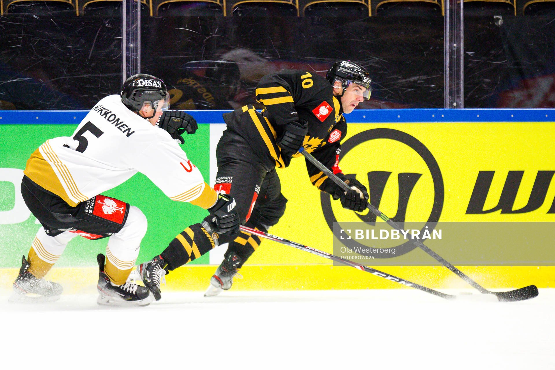 Joakim Lindström  of Skellefteå and Lasse Kukkonen of
