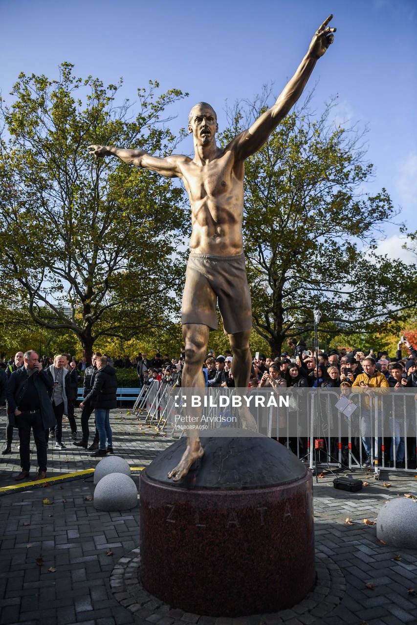 The statue of Zlatan Ibrahimovic at Stadiontorget