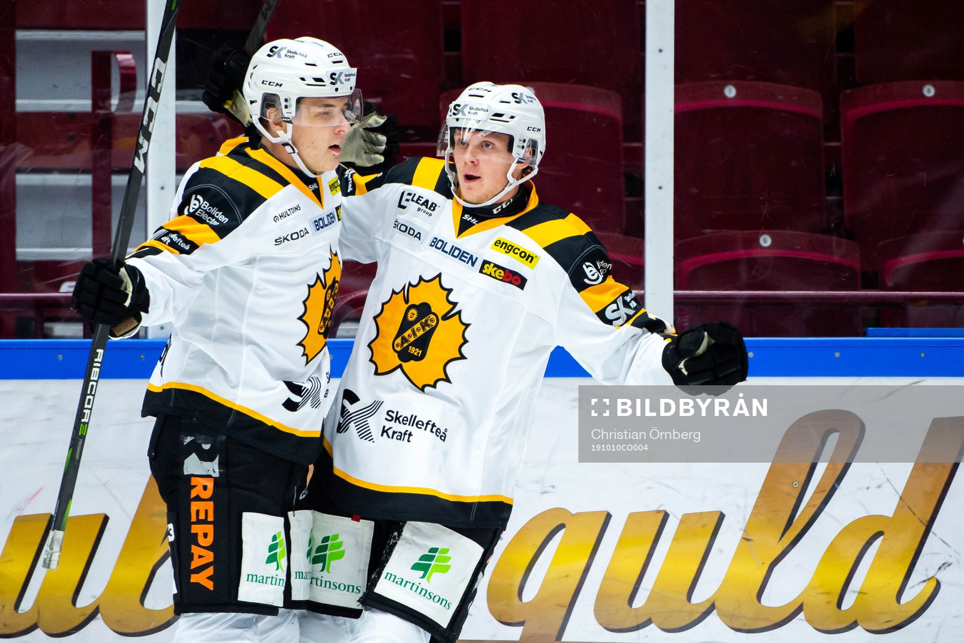 Skellefteås Linus Lindström jublar