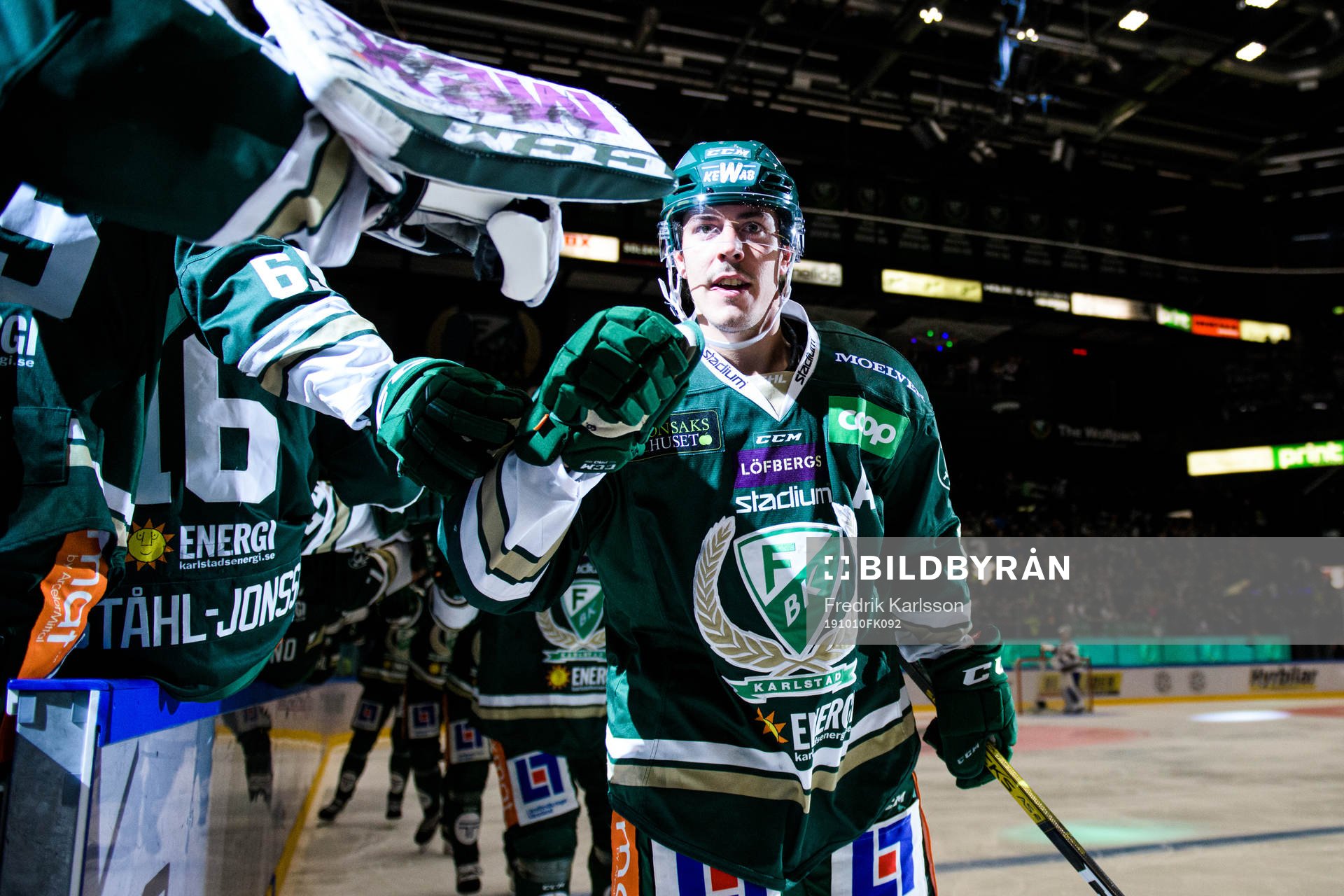 Färjestads Sebastian Erixon jublar