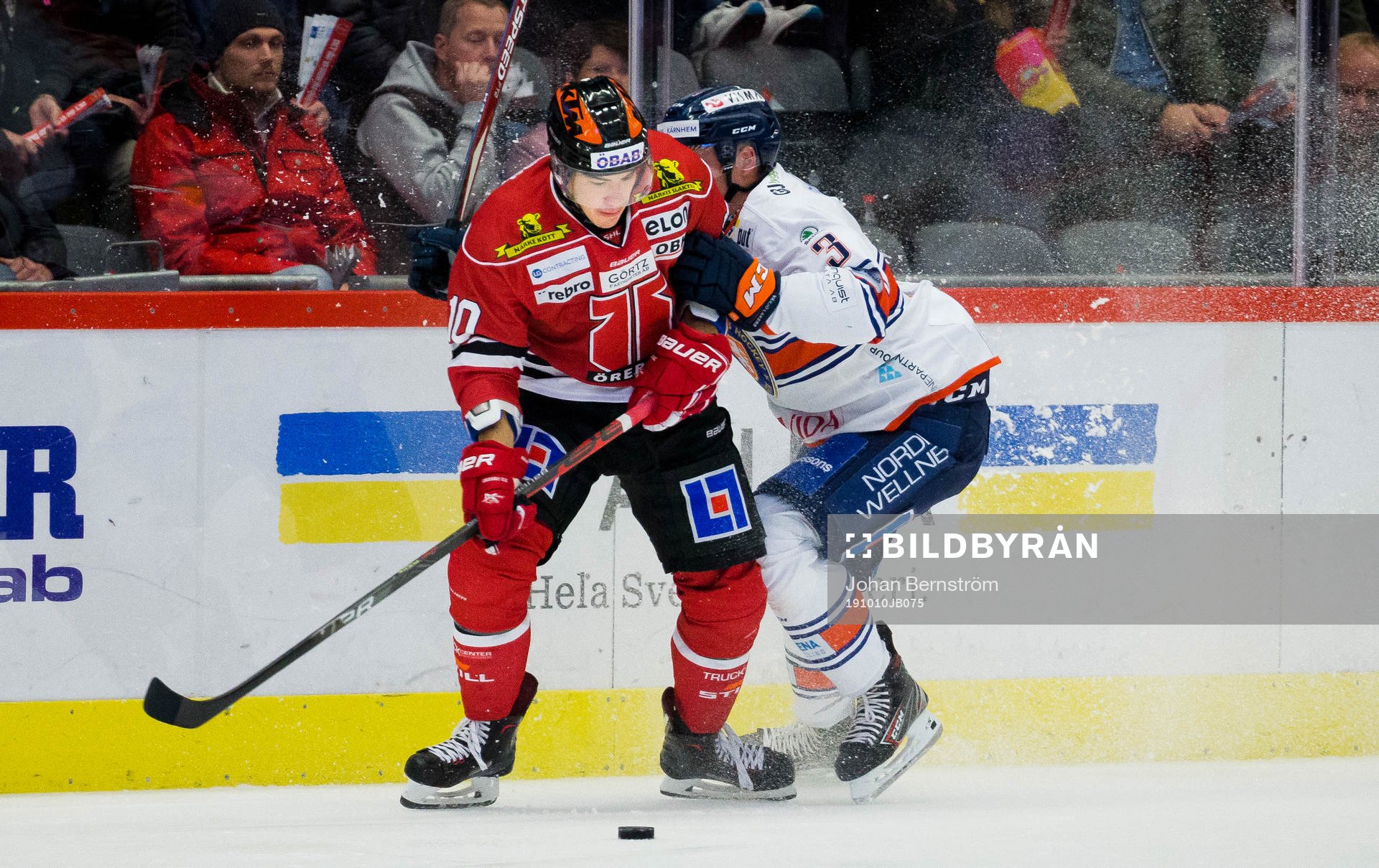 Örebros Shane Harper och Växjös Oliver Bohm