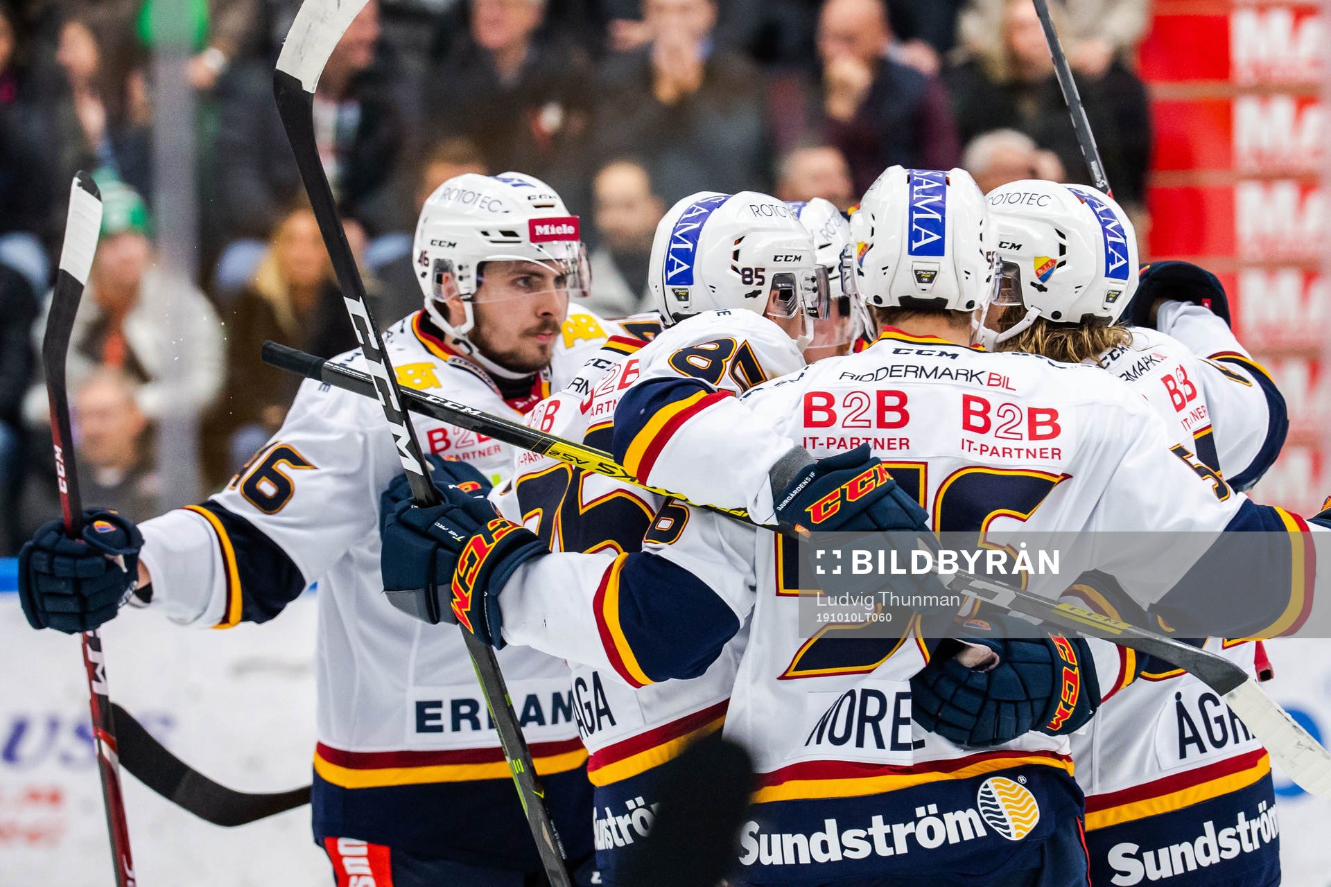 Djurgårdens Robin Norell jublar med lagkamrater