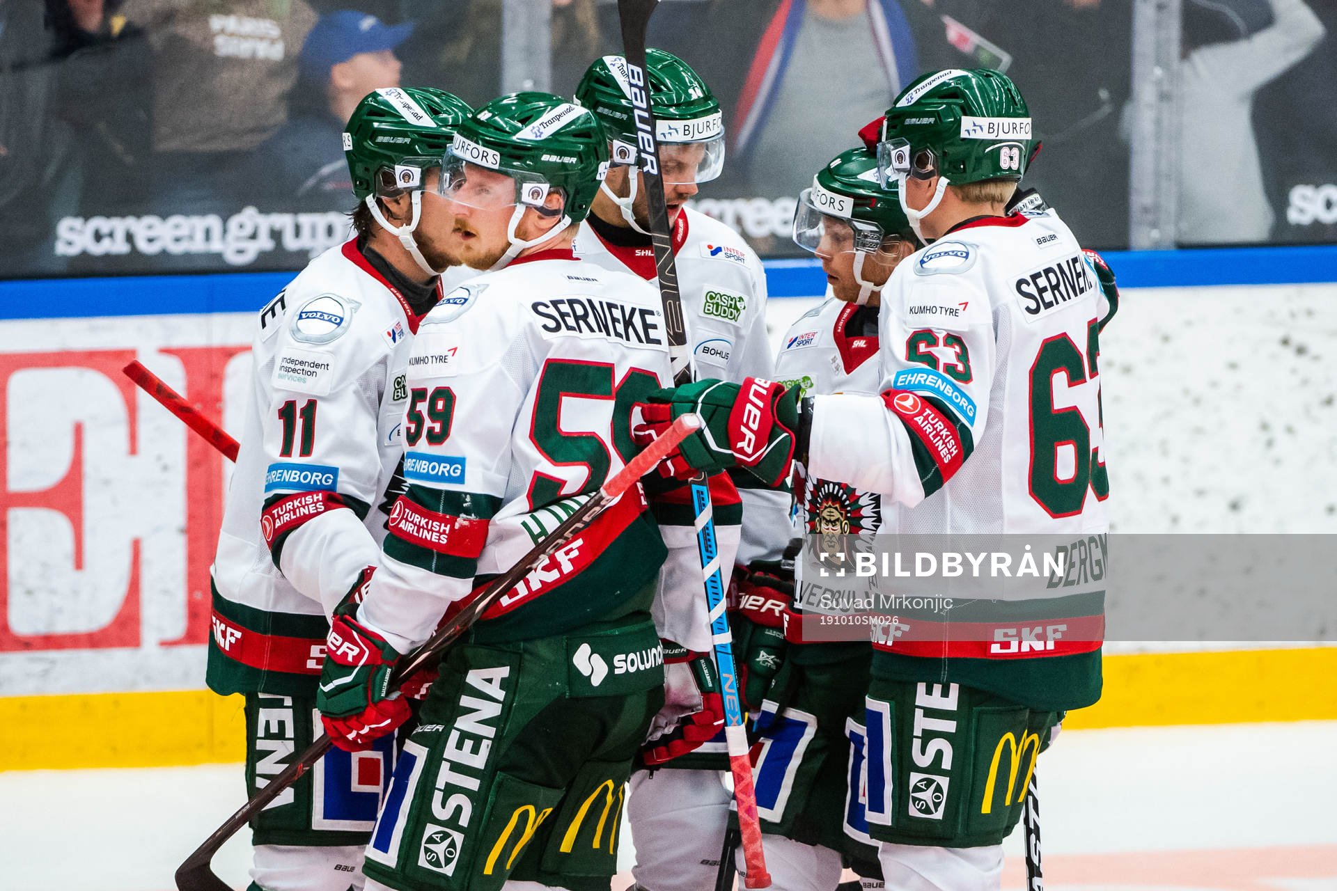 Frölundas Simon Hjalmarsson jublar