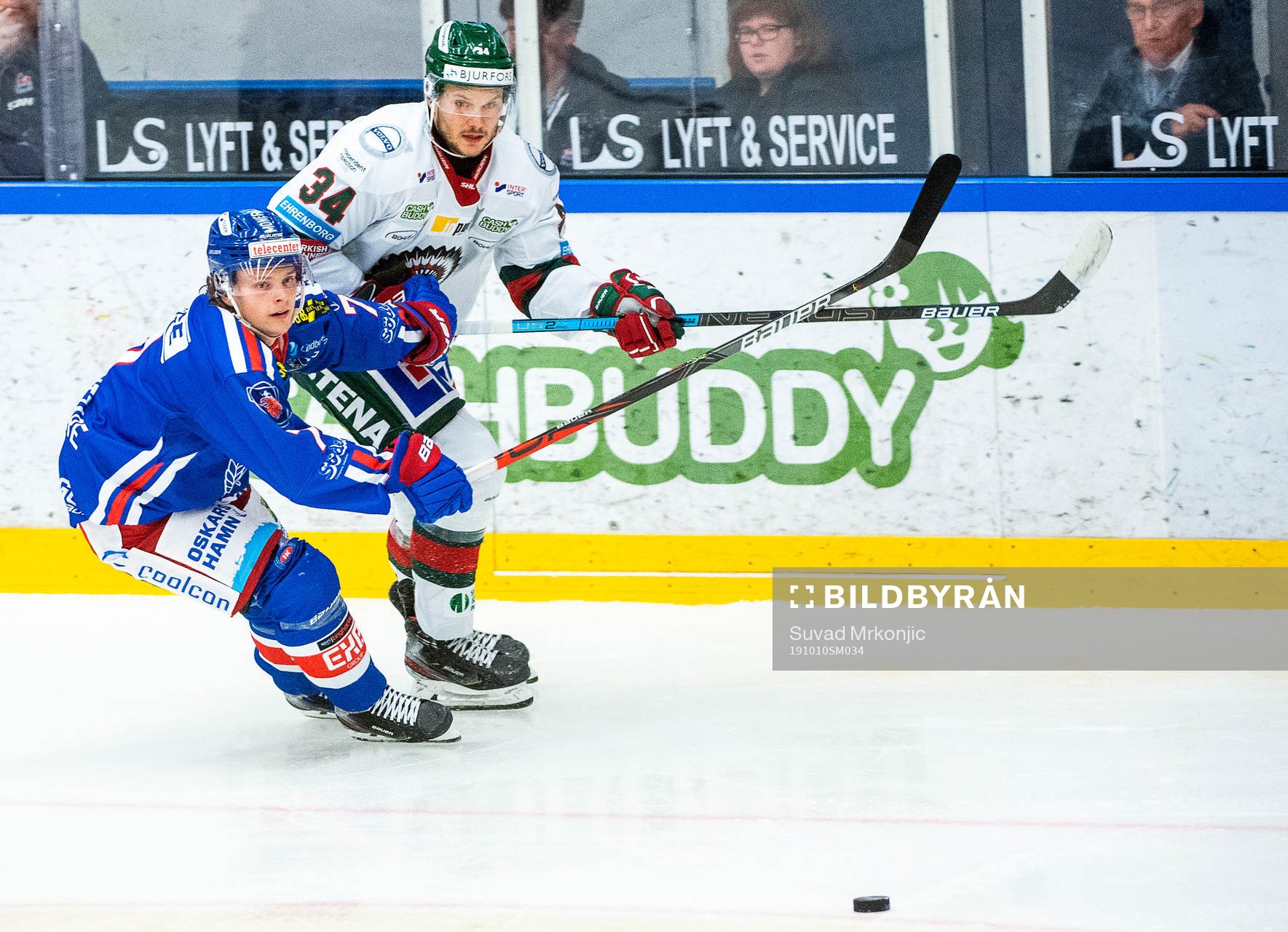 Oskarshamns Tyler Kelleher och Frölundas Theodor Lennström