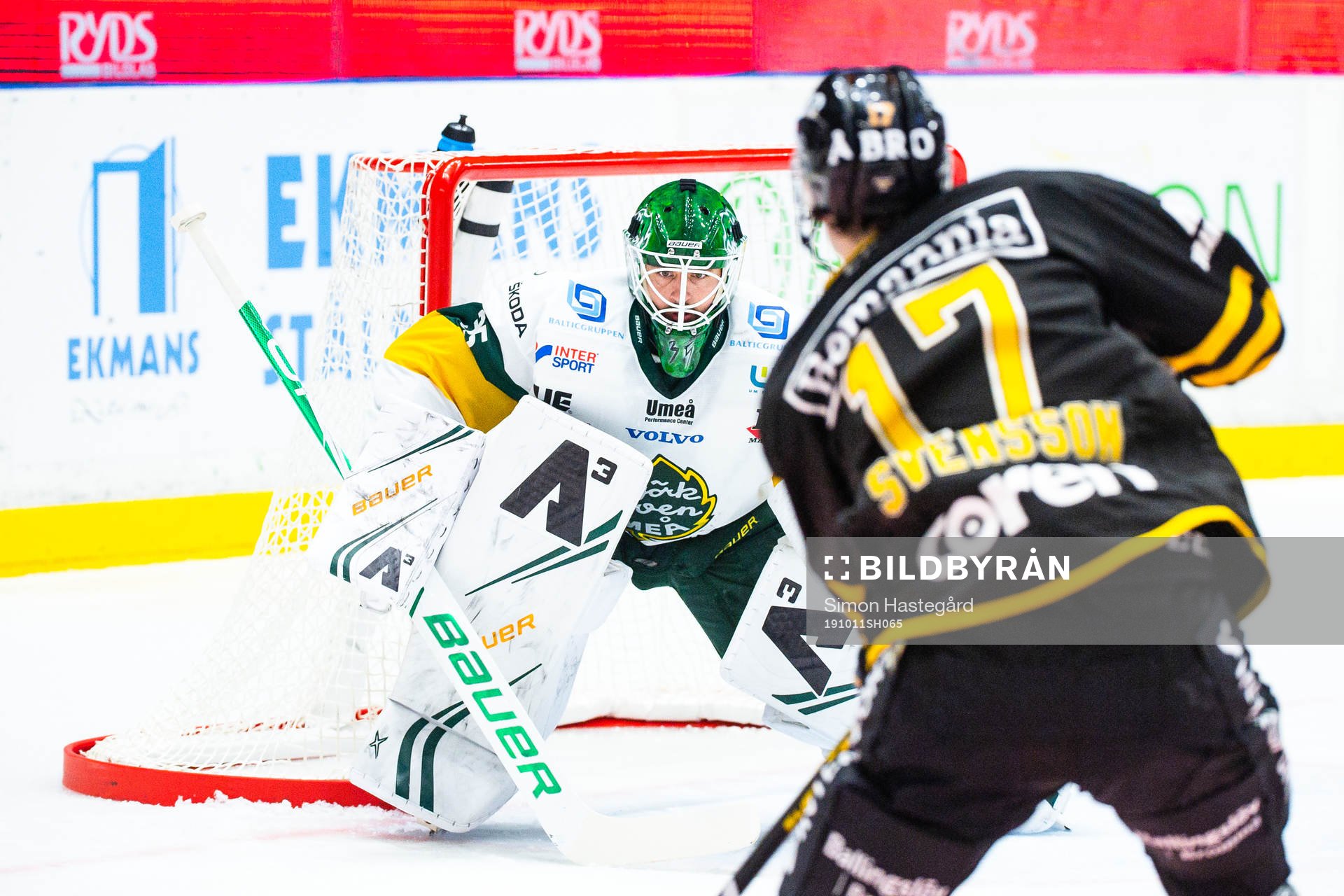 s Jacob Svenssonunder ishockeymatchen i hockeyallsvenskan
