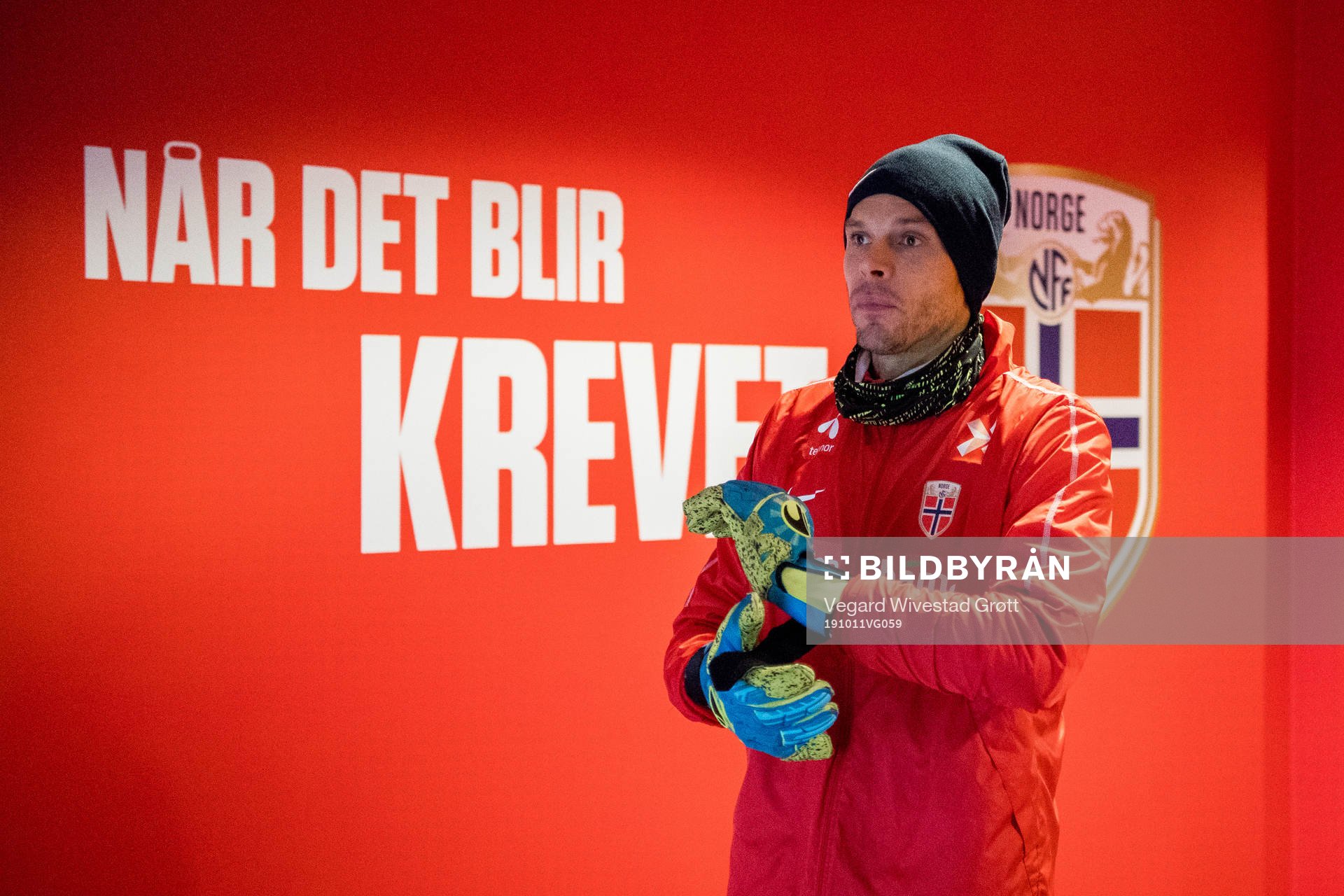 Goalkeeper Rune Almenning Jarstein of Norway