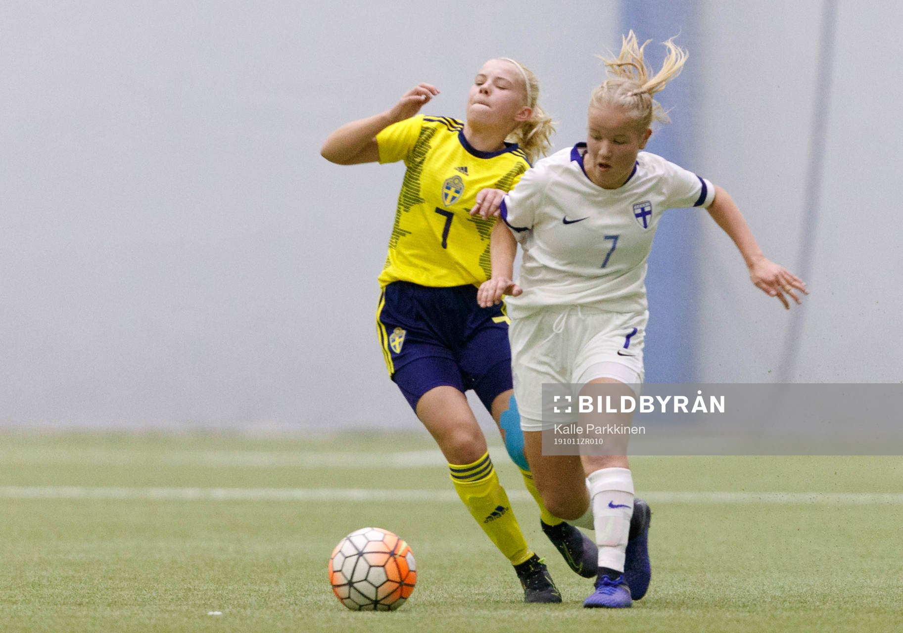 Matilda Nilden #7, SWE and Venla Kajander #7, FIN