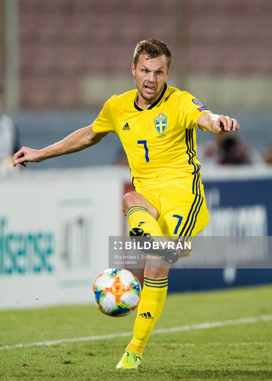 Sebastian Larsson of Sweden