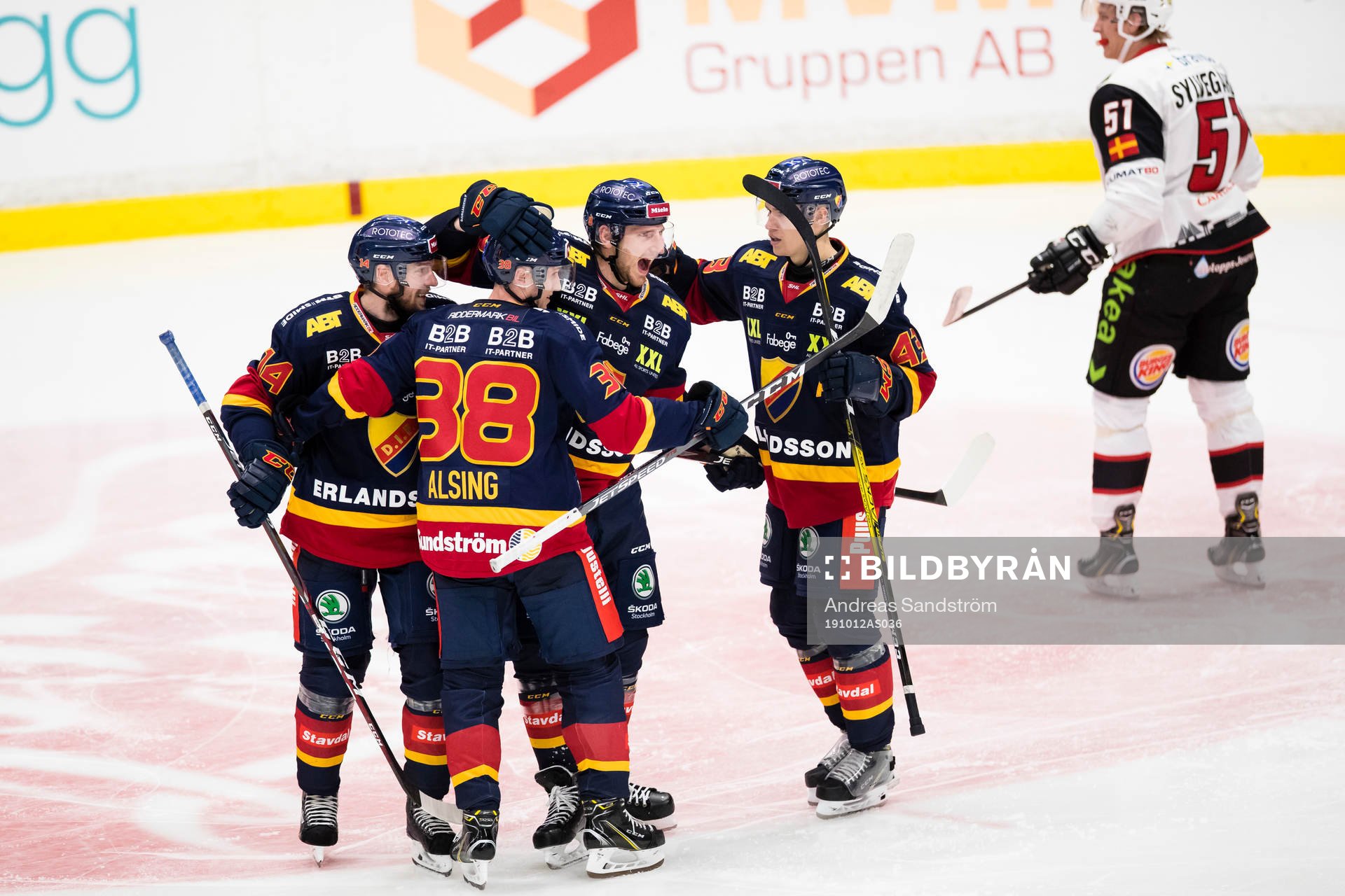 Djurgårdens Anton Hedman gör 3-0 och jublar med