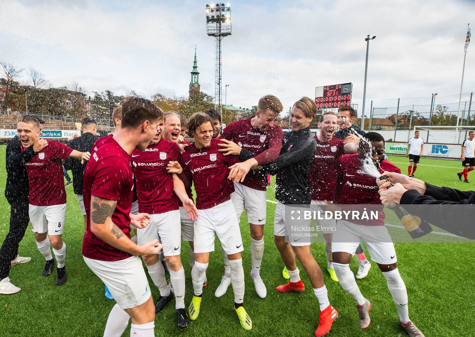 Qvidings spelare jublar