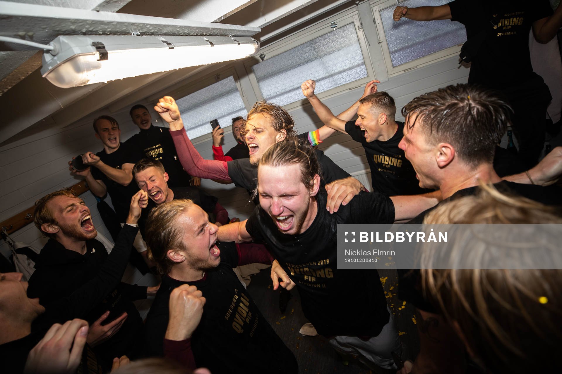 Qvidings spelare jublar