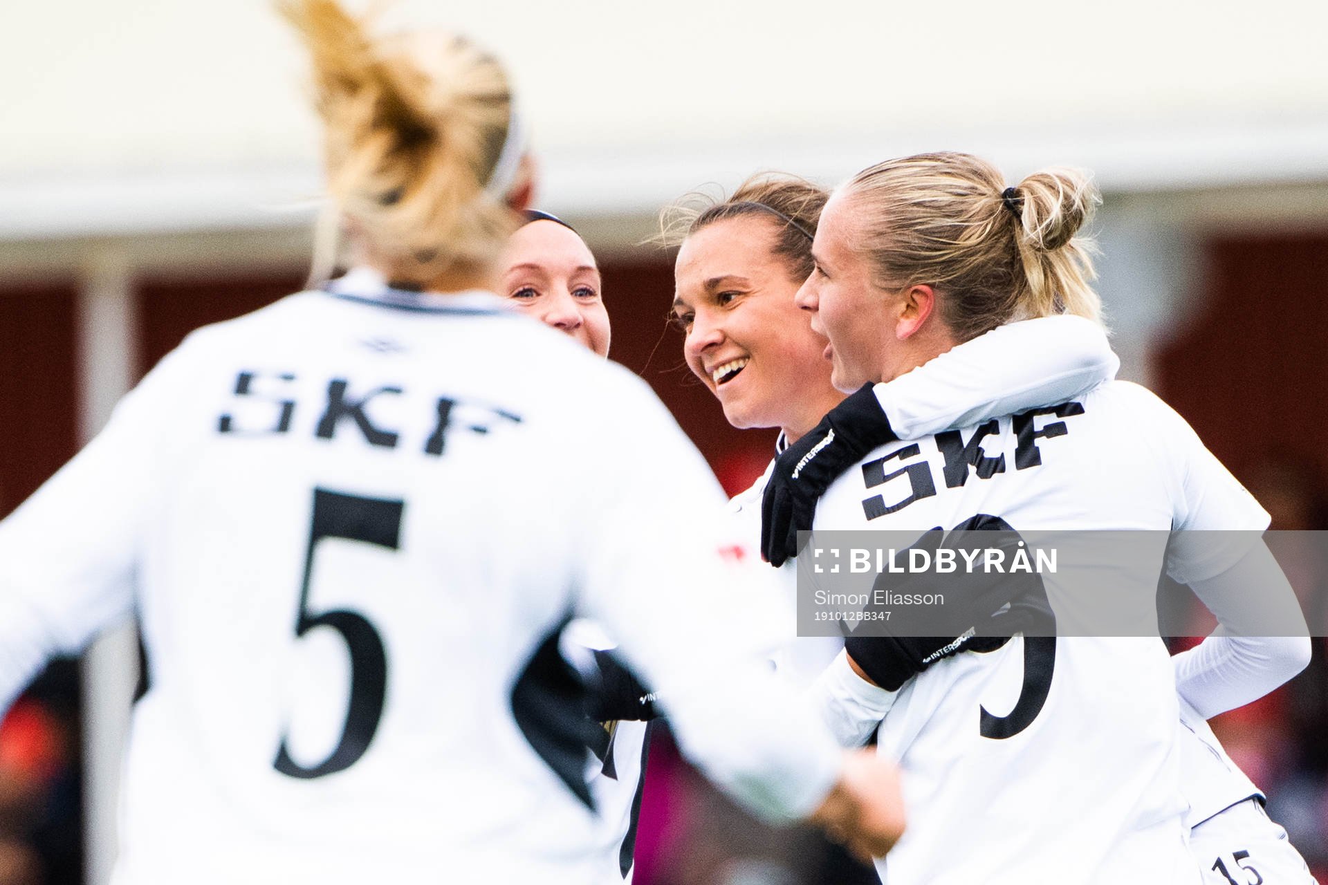 Göteborgs Julia Zigiotti Olme jublar efter 1-0 under fotbollsmatchen i Damallsvenskan mellan Piteå och Kopparbergs/Göteborg den 12 oktober 2019 i Piteå.