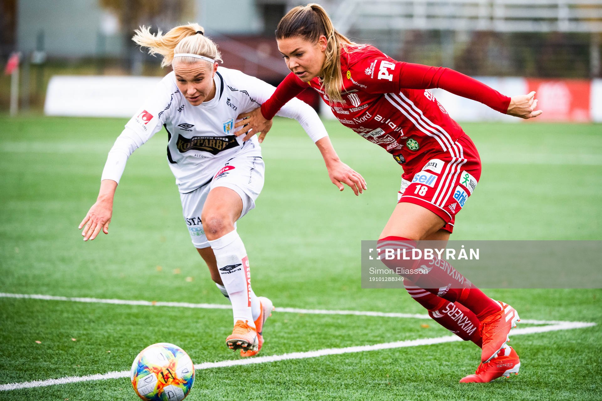 Göteborgs Emma Koivisto och Piteås Nina Jakobsson
