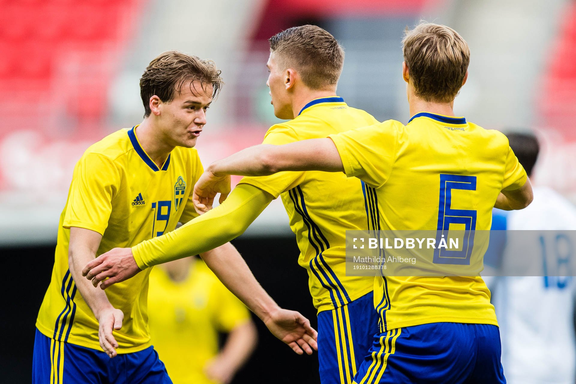 August Erlingmark of Sweden celebrates with teammates