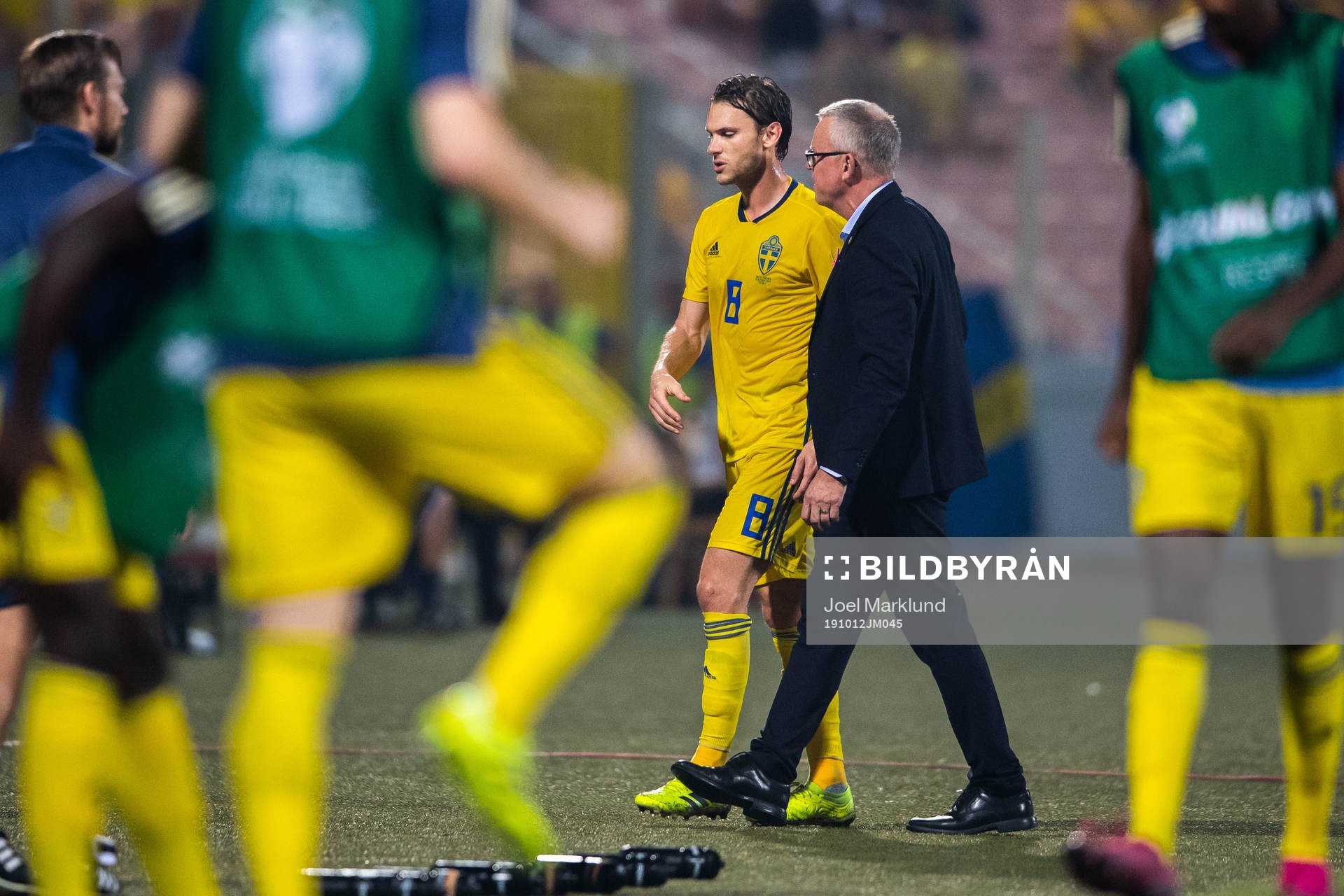 Albin Ekdal and Janne Andersson, head coach of Sweden