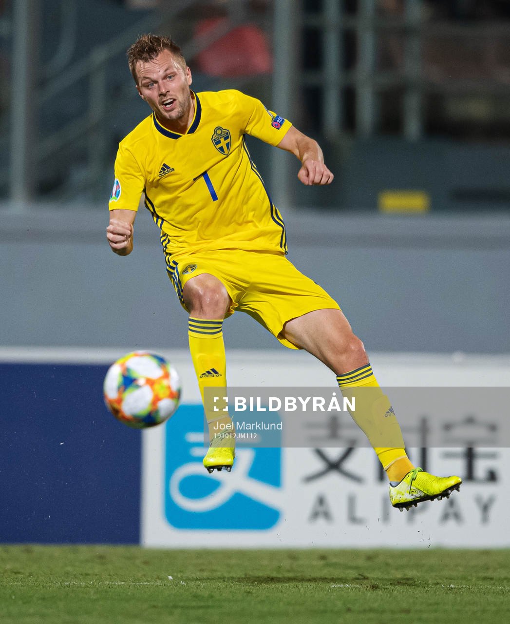 Sebastian Larsson of Sweden