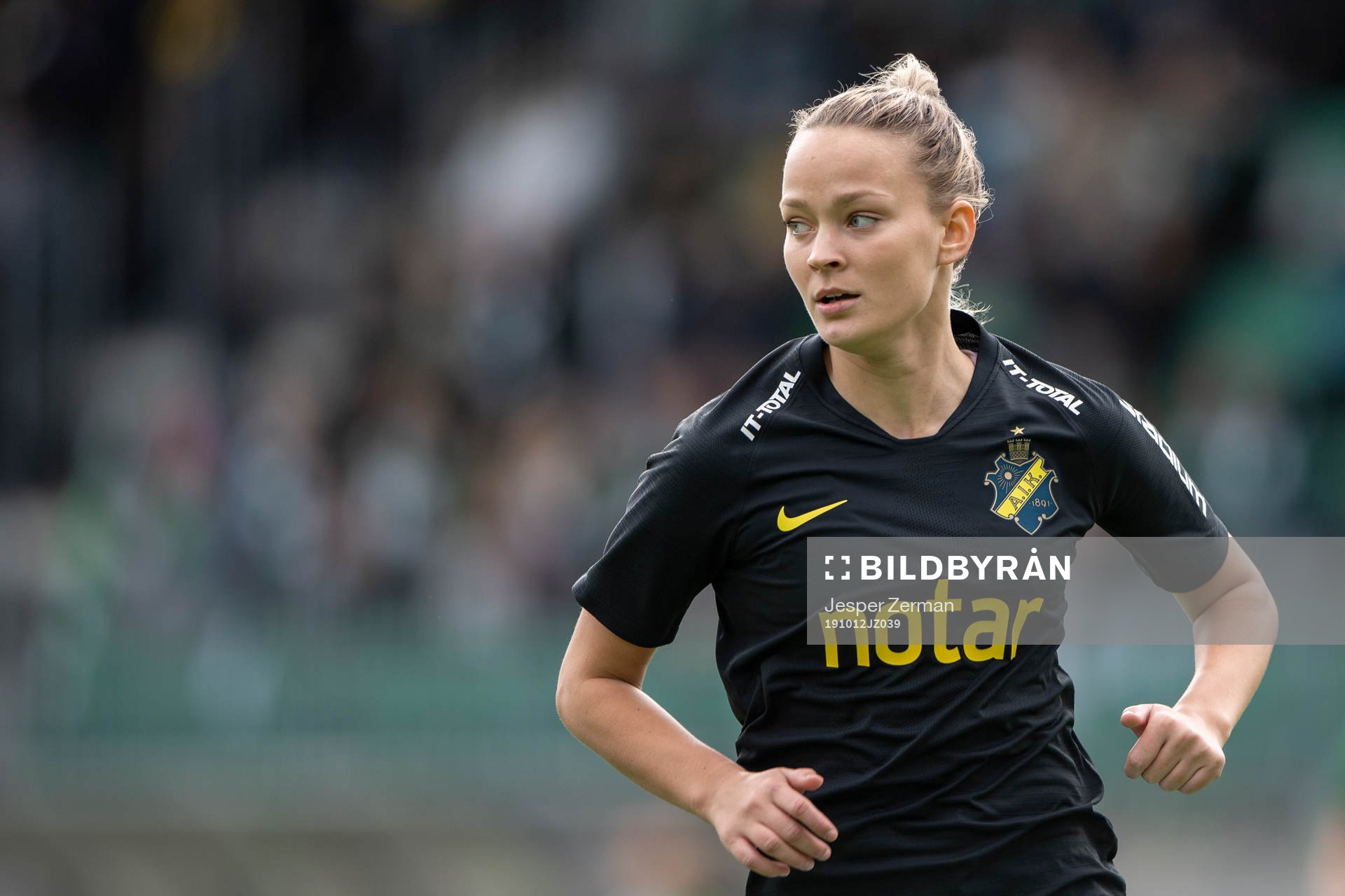 s Evelina Finndell