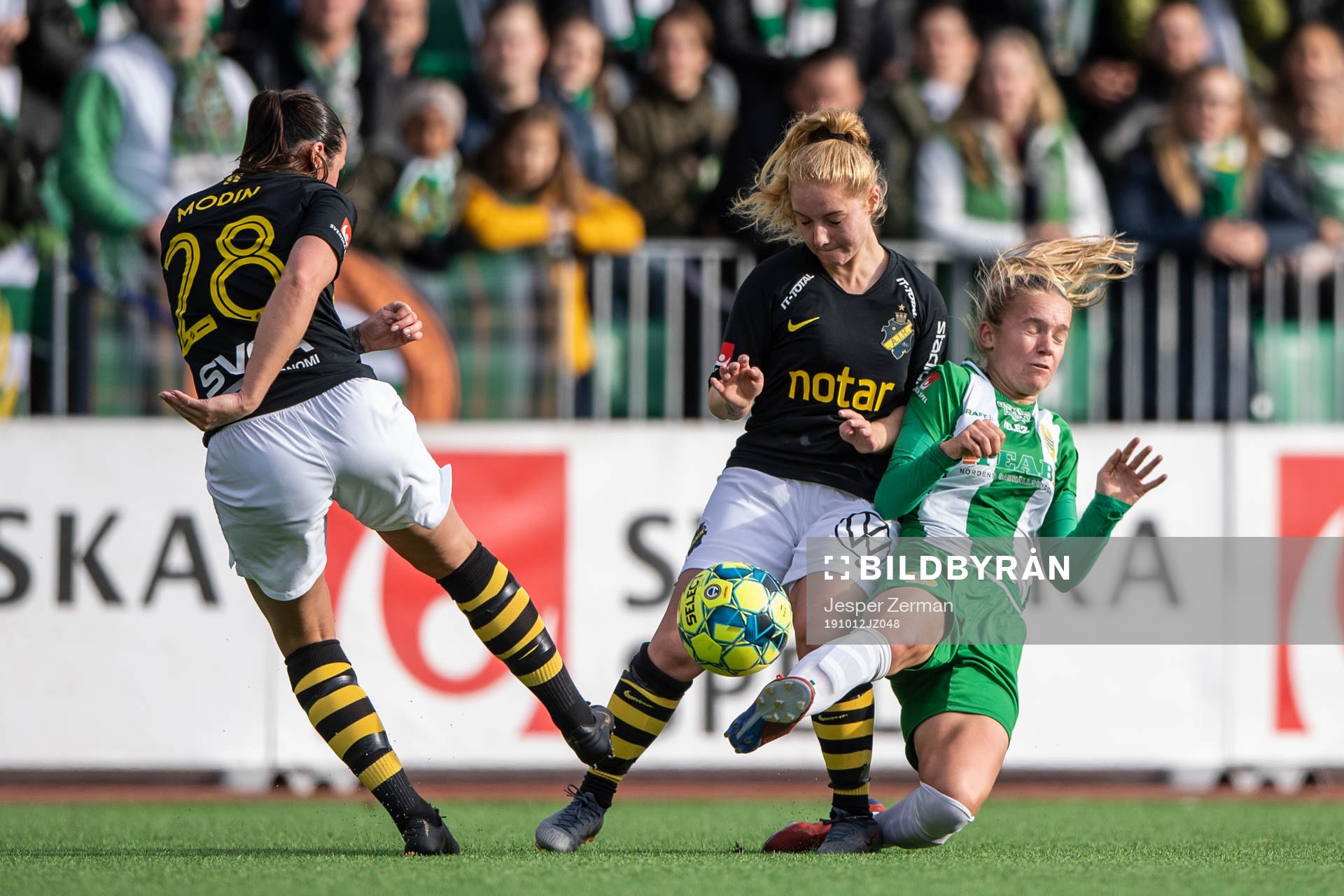 s Nicole Odelberg Modin och Sophie Redenstrand mot