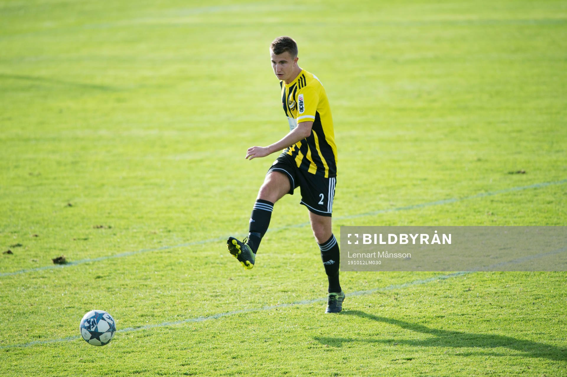 IFK Hässleholms Isak Olsson i matchen i division 2 mellan
