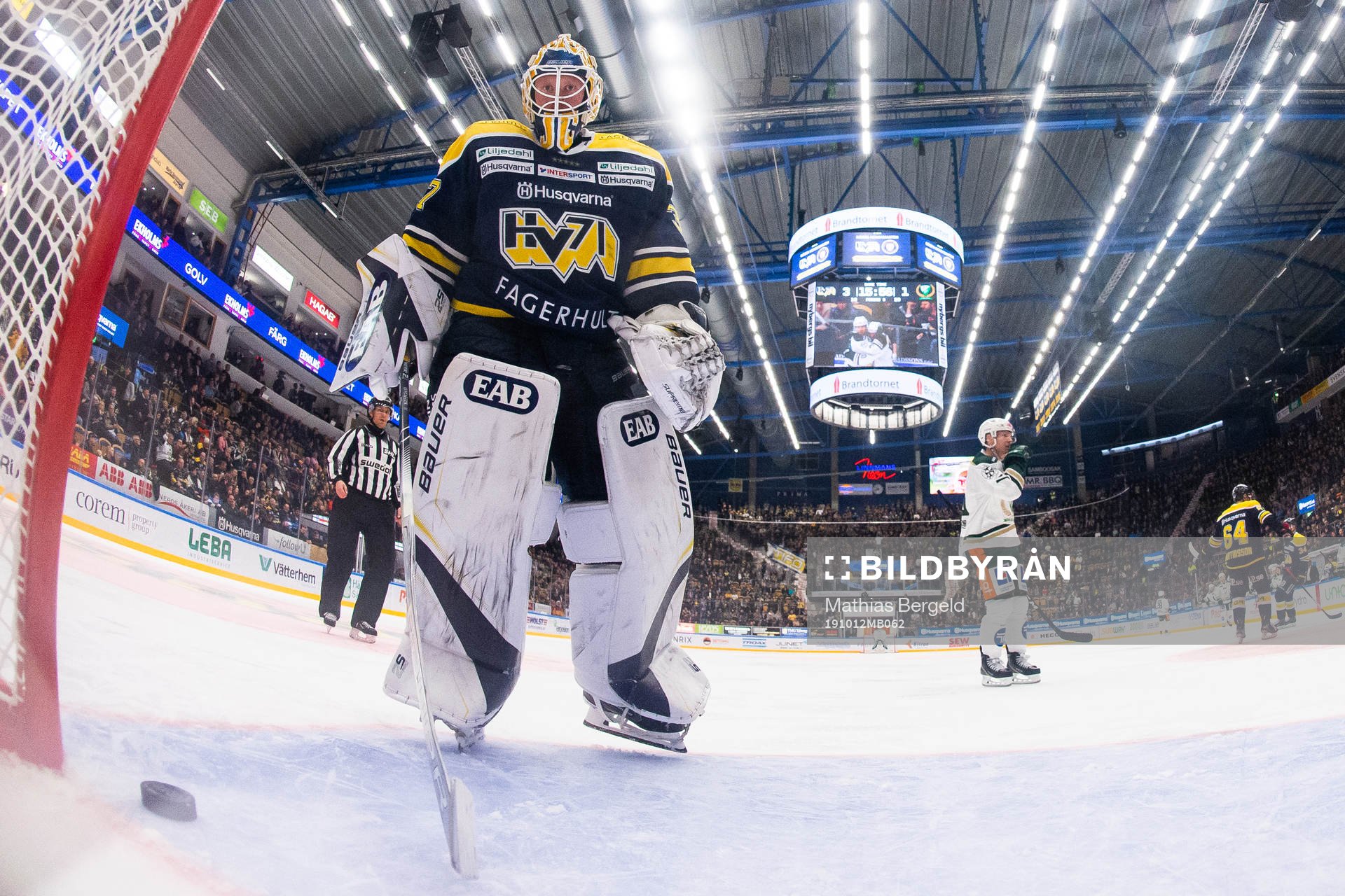 s målvakt Jonas Gunnarsson deppar
