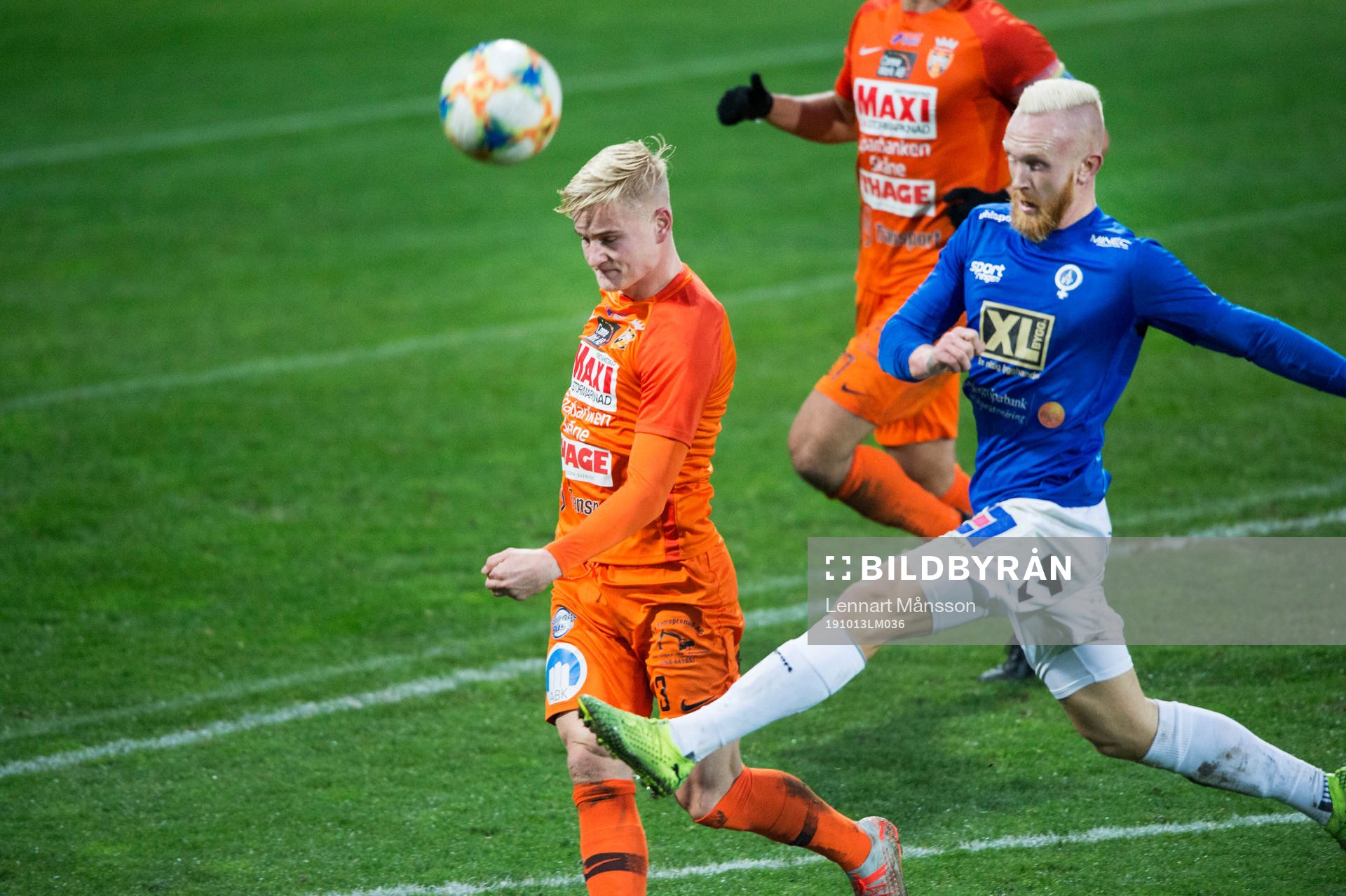 Kristianstads Linus Svensson och Åtvidabergs Max Olsson i
