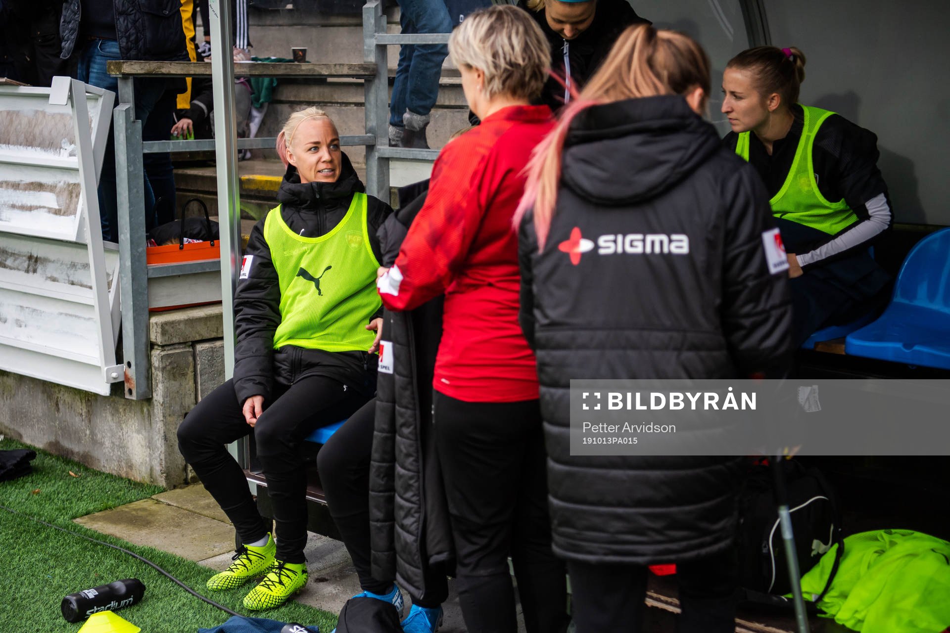 Rosengårds Caroline Seger på bänken