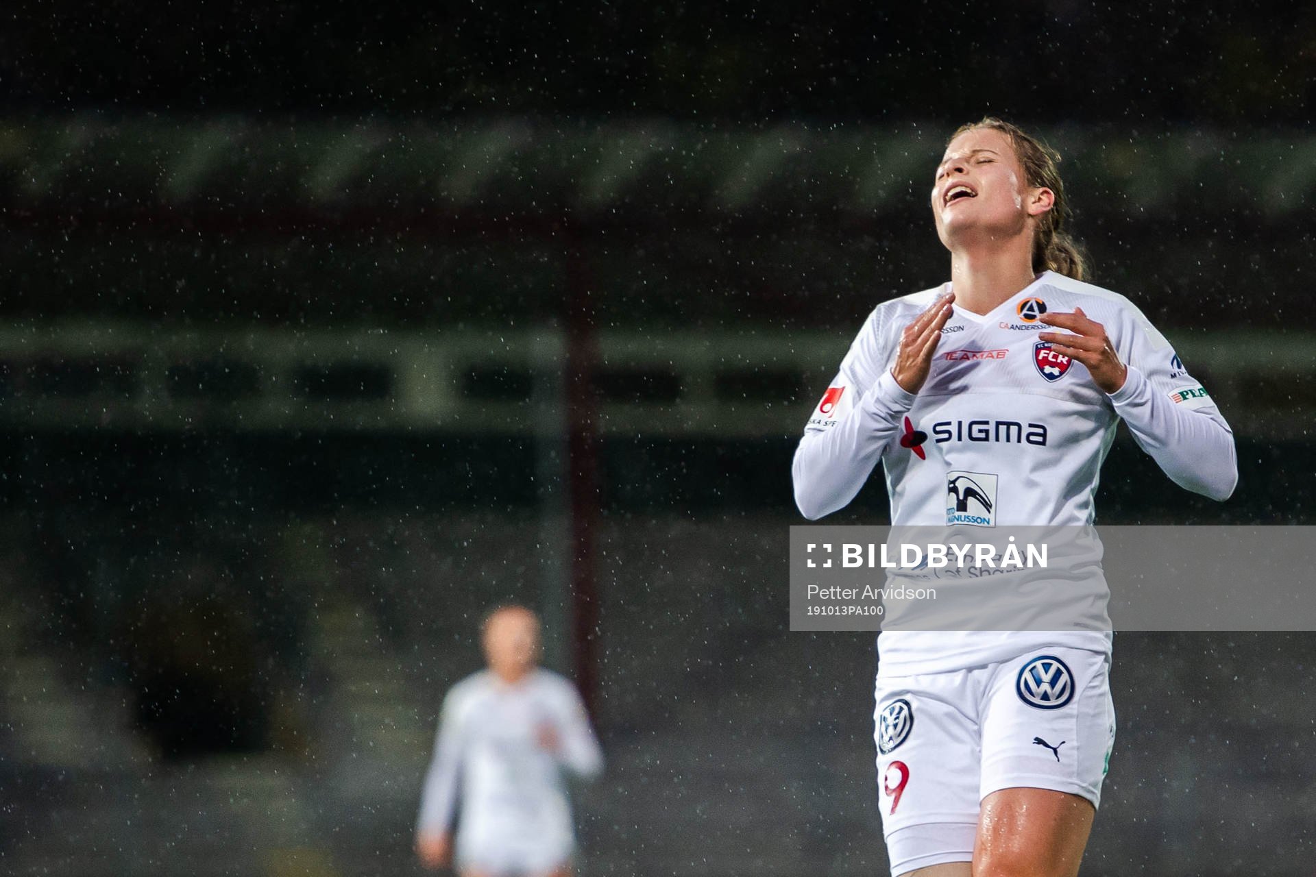 Rosengårds Anna Anvegård deppar