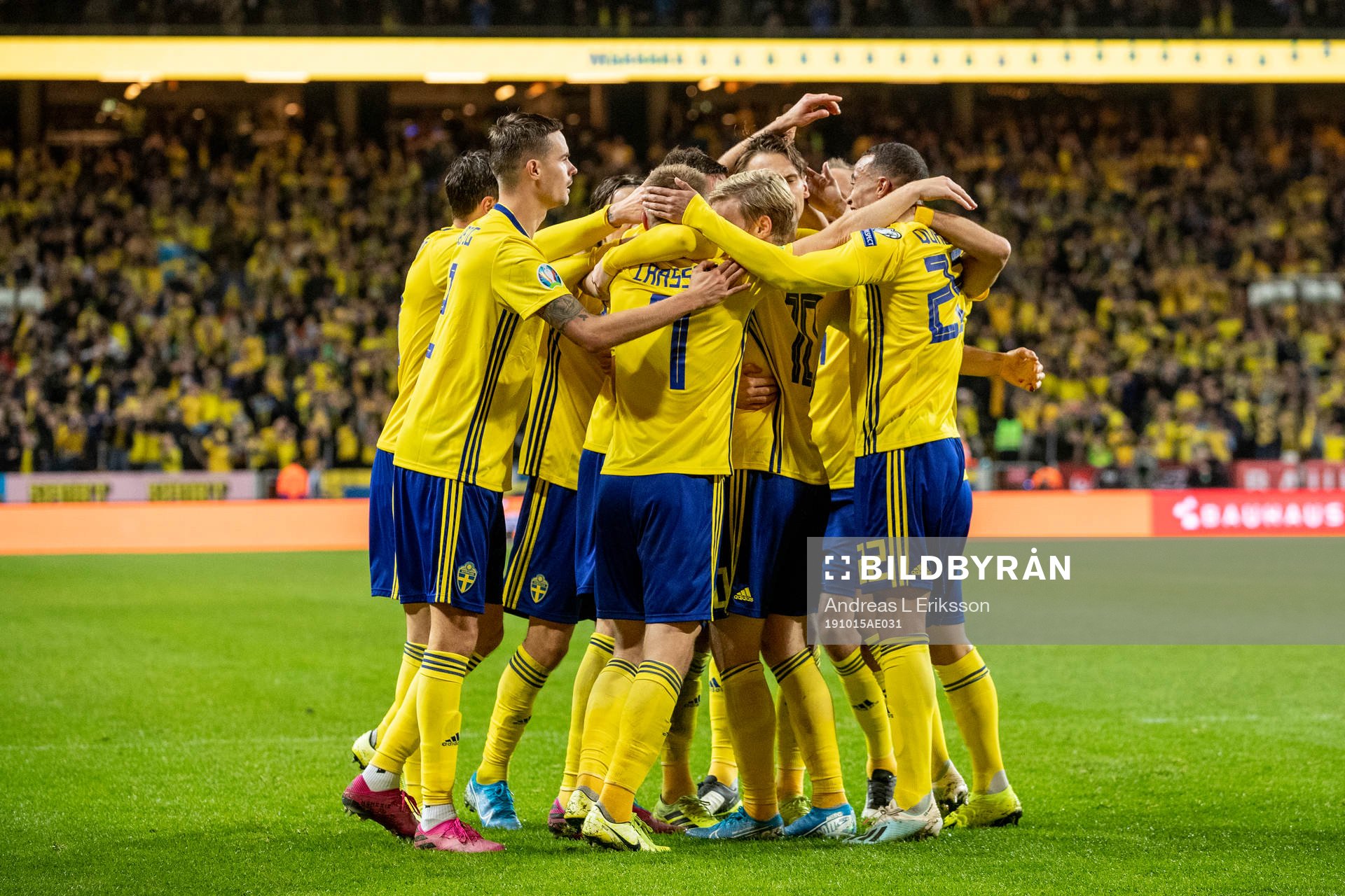Players of Sweden celebrate