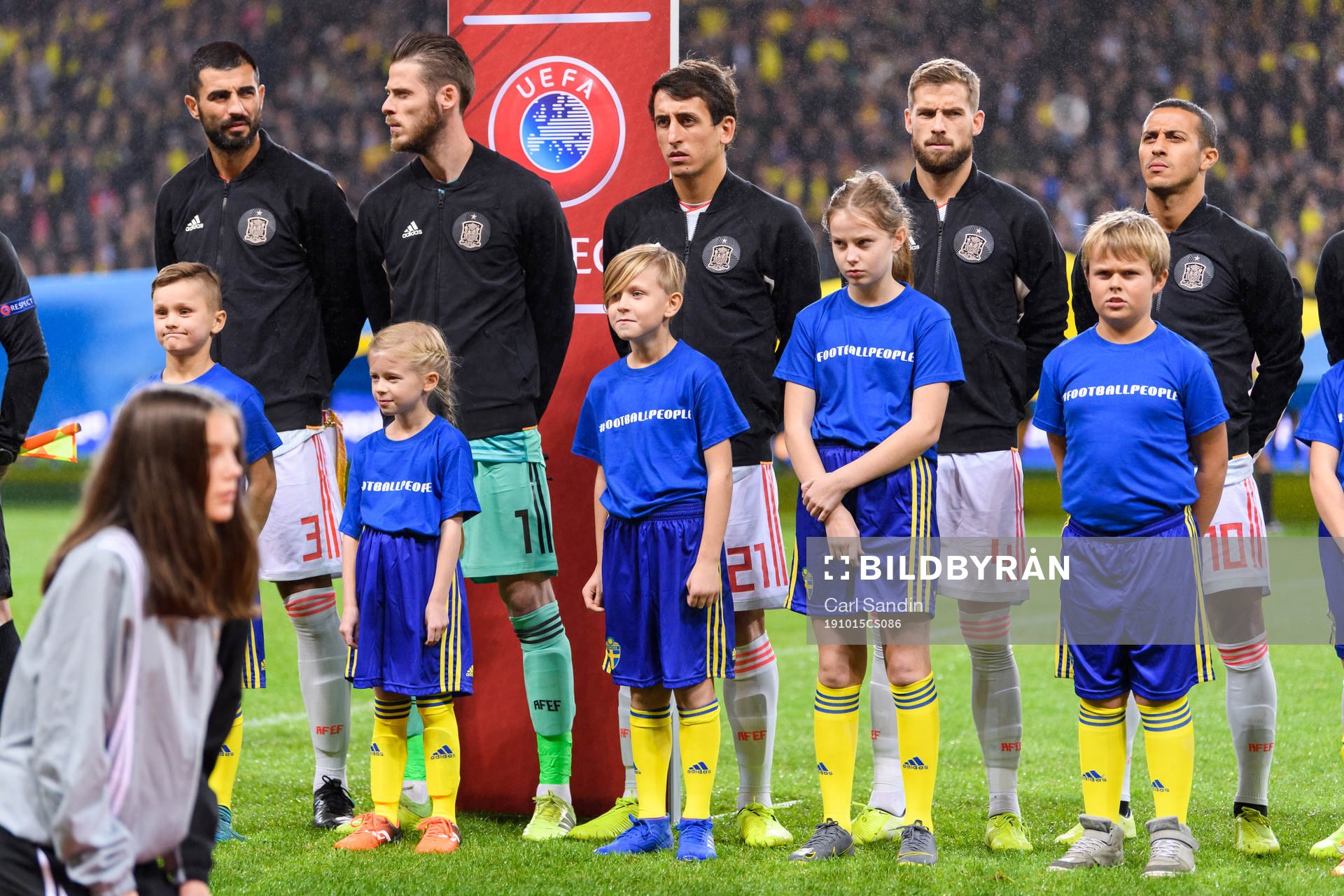 Raul Albiol, goalkeeper David de Gea, Mikel Oyarzabal,