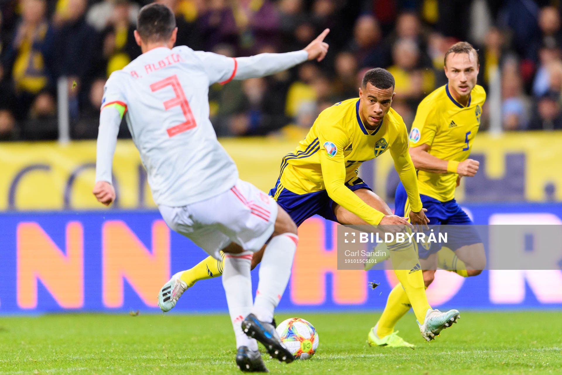 Robin Quaison of Sweden