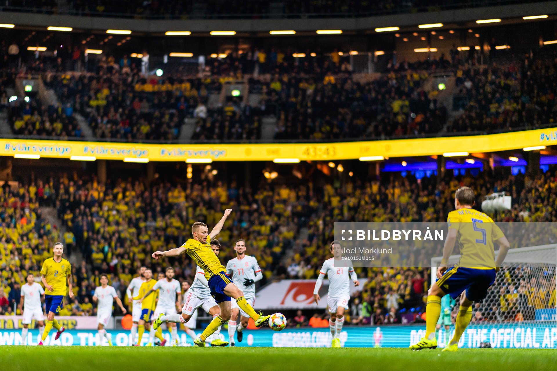 Sebastian Larsson of Sweden