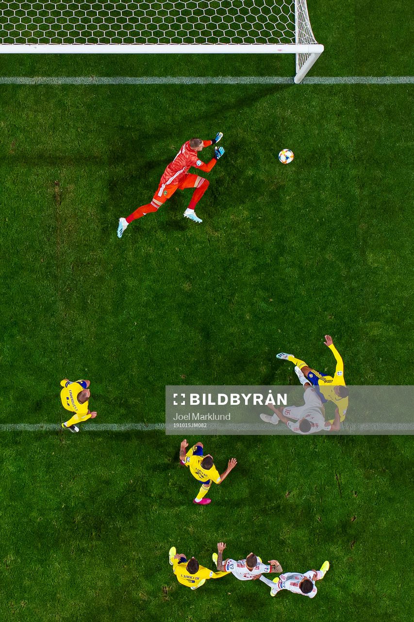 Goalkeeper Robin Olsen of Sweden makes a save