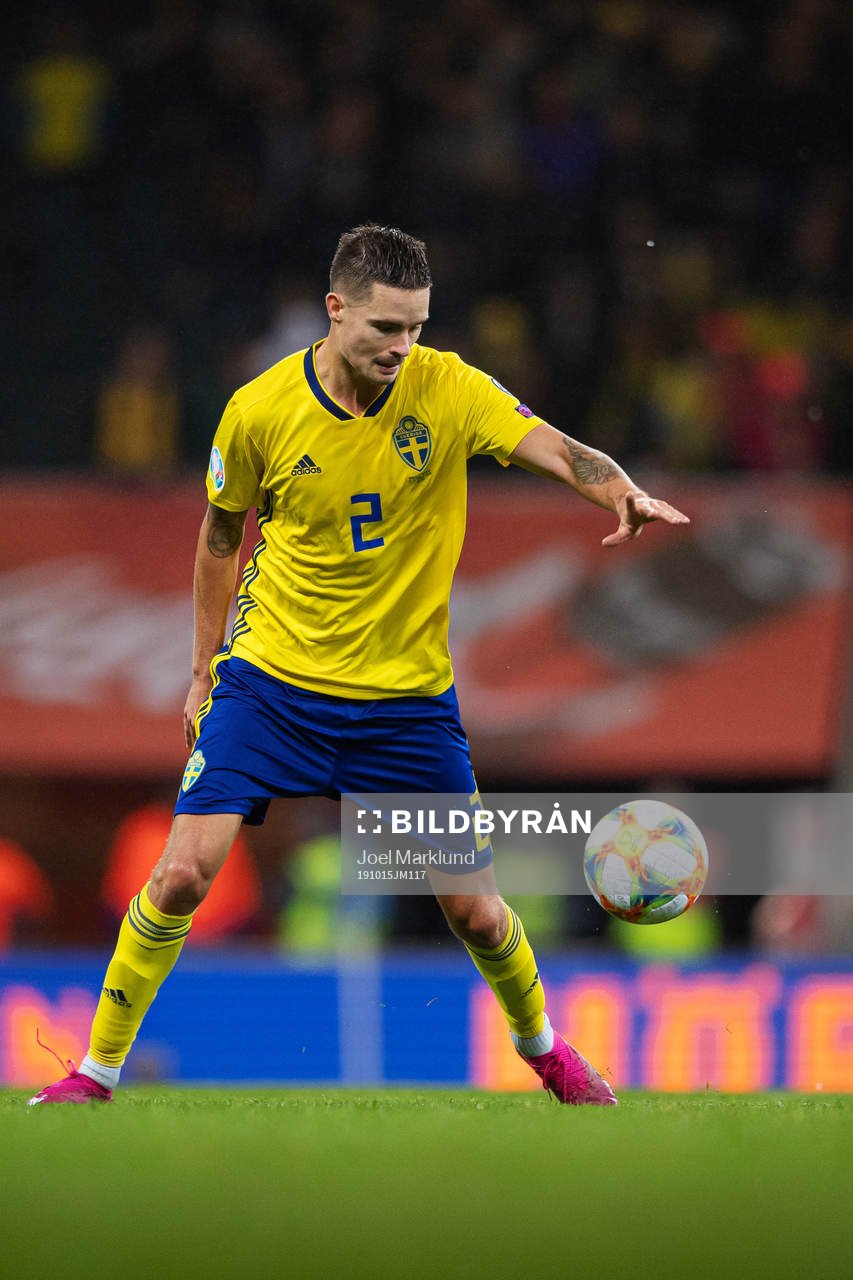 Mikael Lustig of Sweden