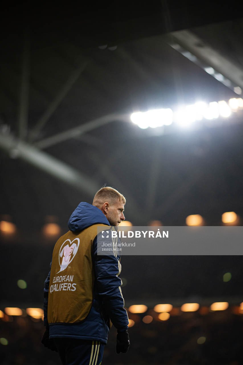 John Guidetti of Sweden