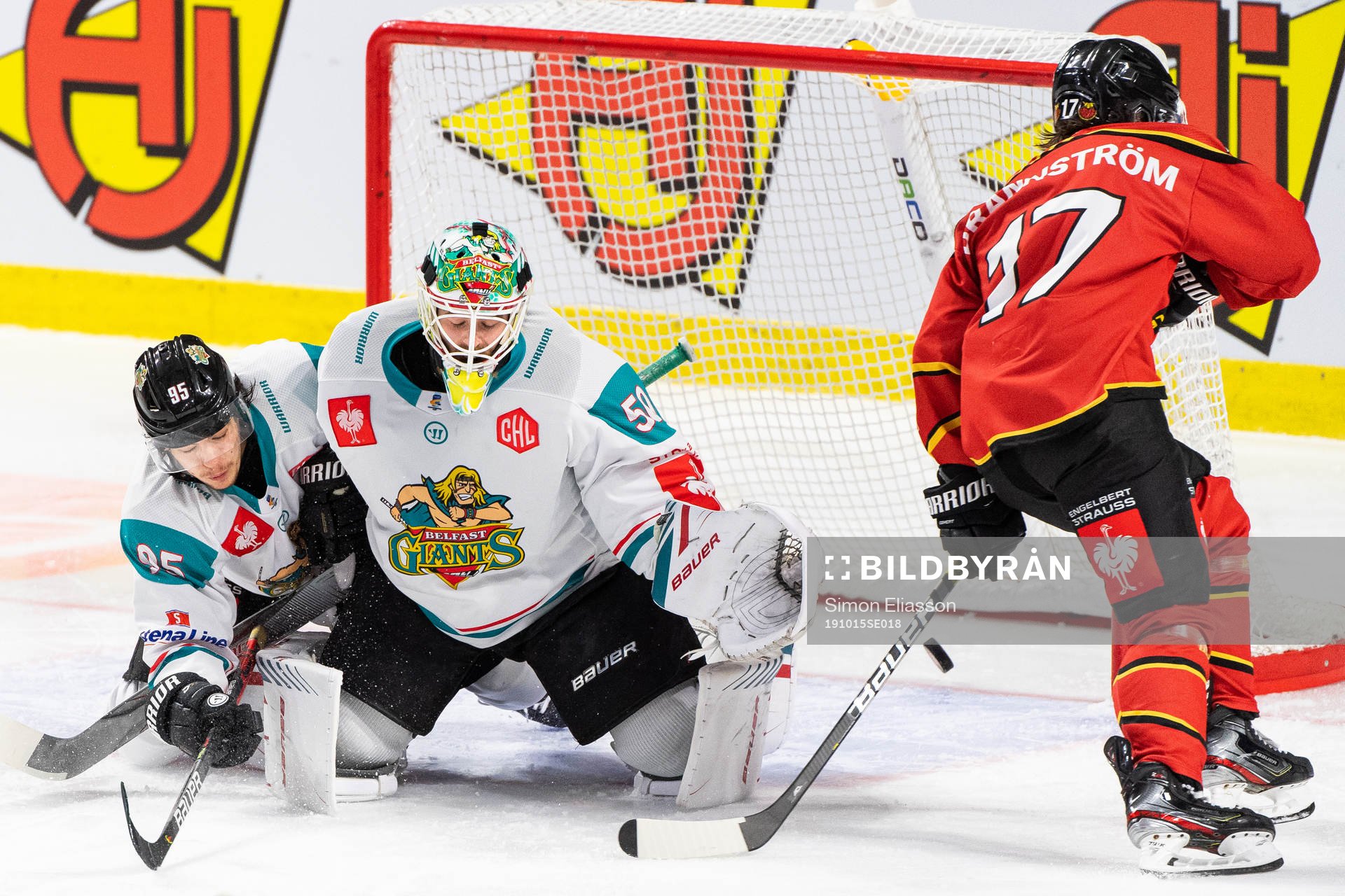 Isac Brännström of Luleå scores 2-0 behind Patryk Wronka