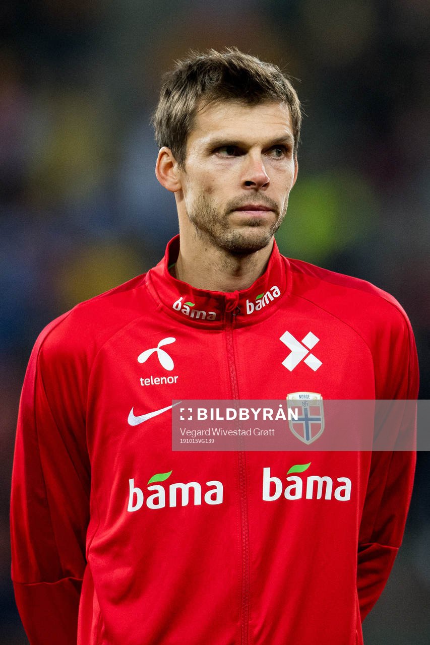 Goalkeeper Rune Almenning Jarstein of Norway
