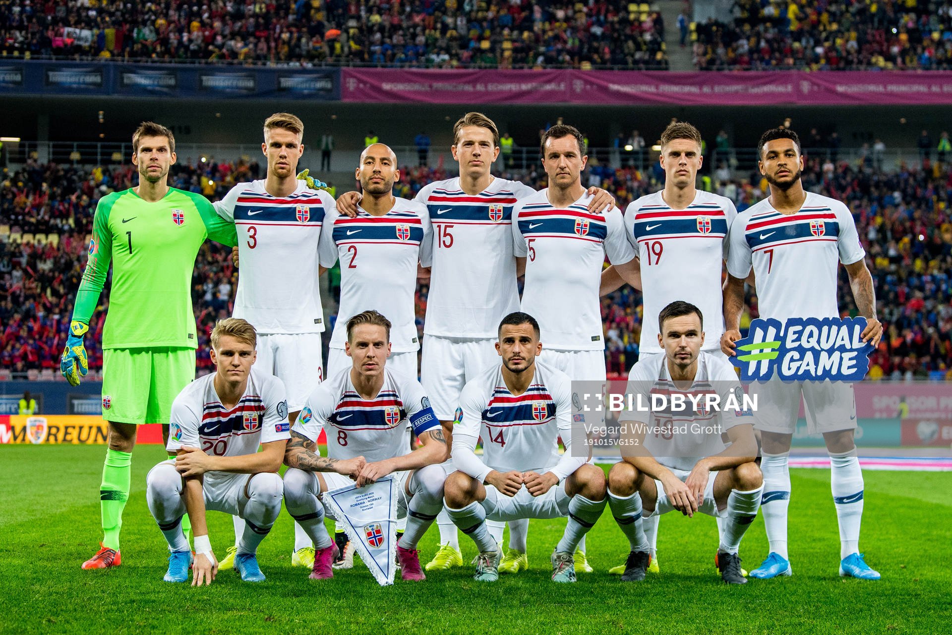 Goalkeeper Rune Almenning Jarstein (2nd row), Kristoffer