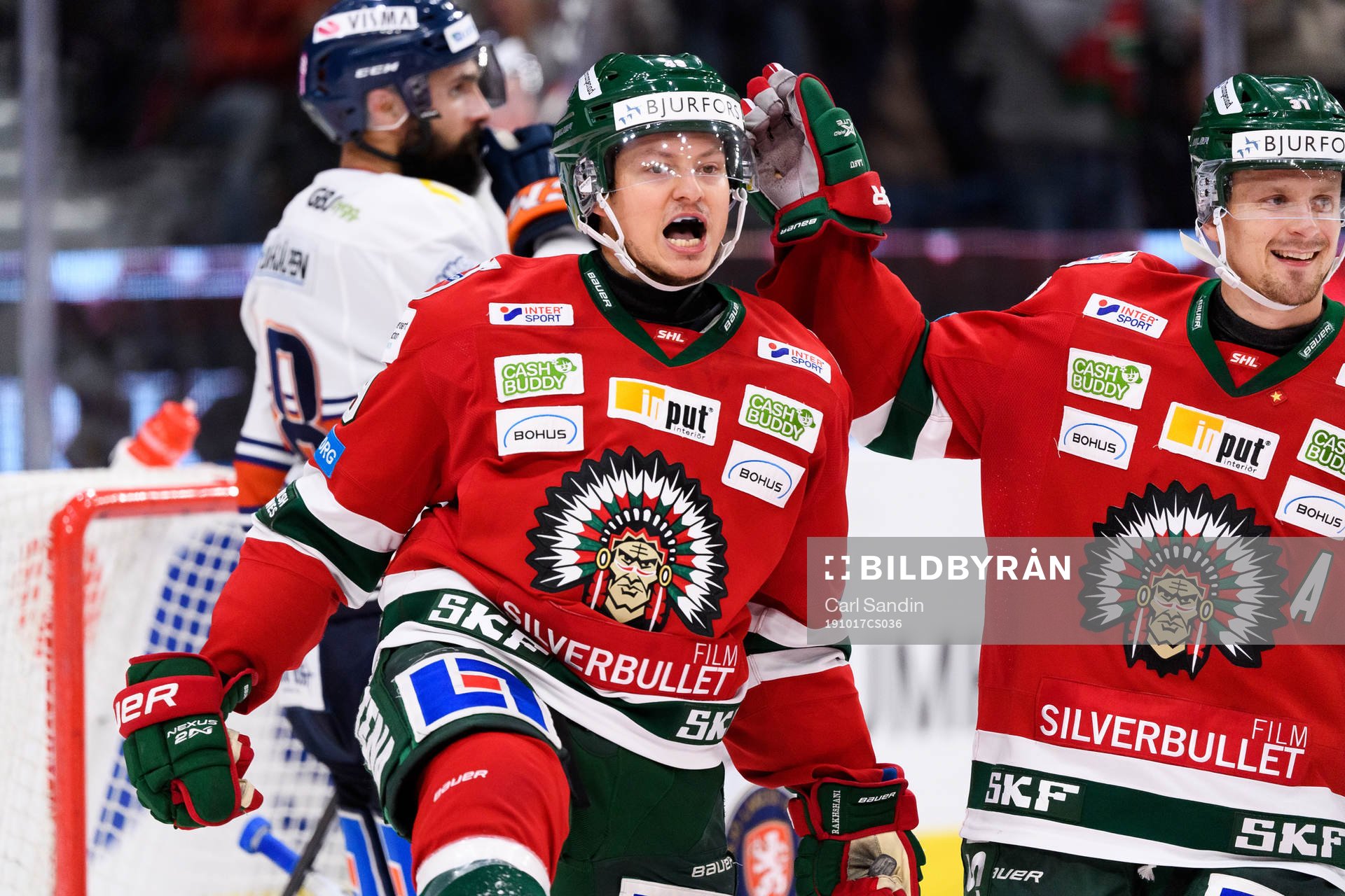 Frölundas Rhett Rakhshani jublar