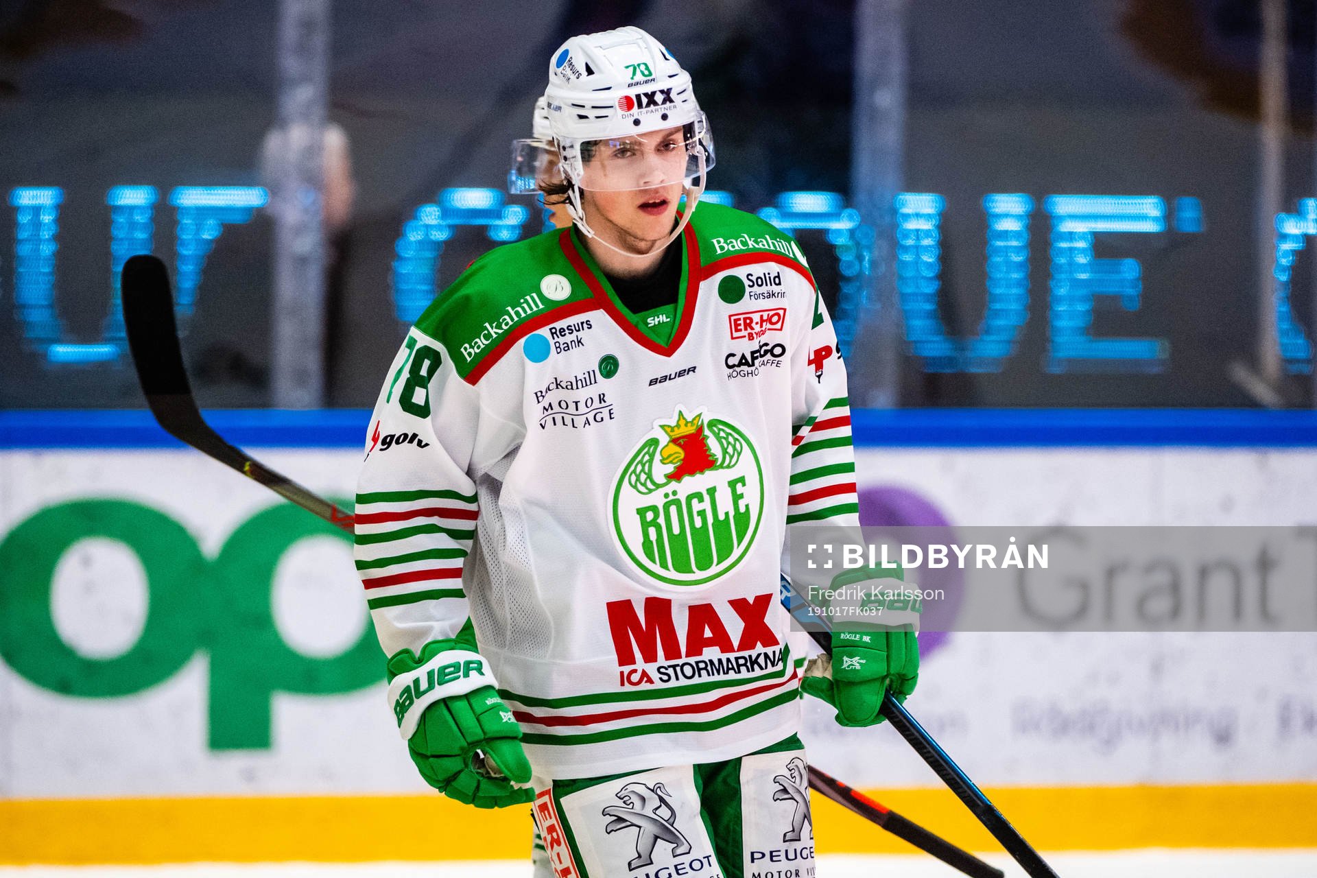 Rögles Dominik Bokk jublar