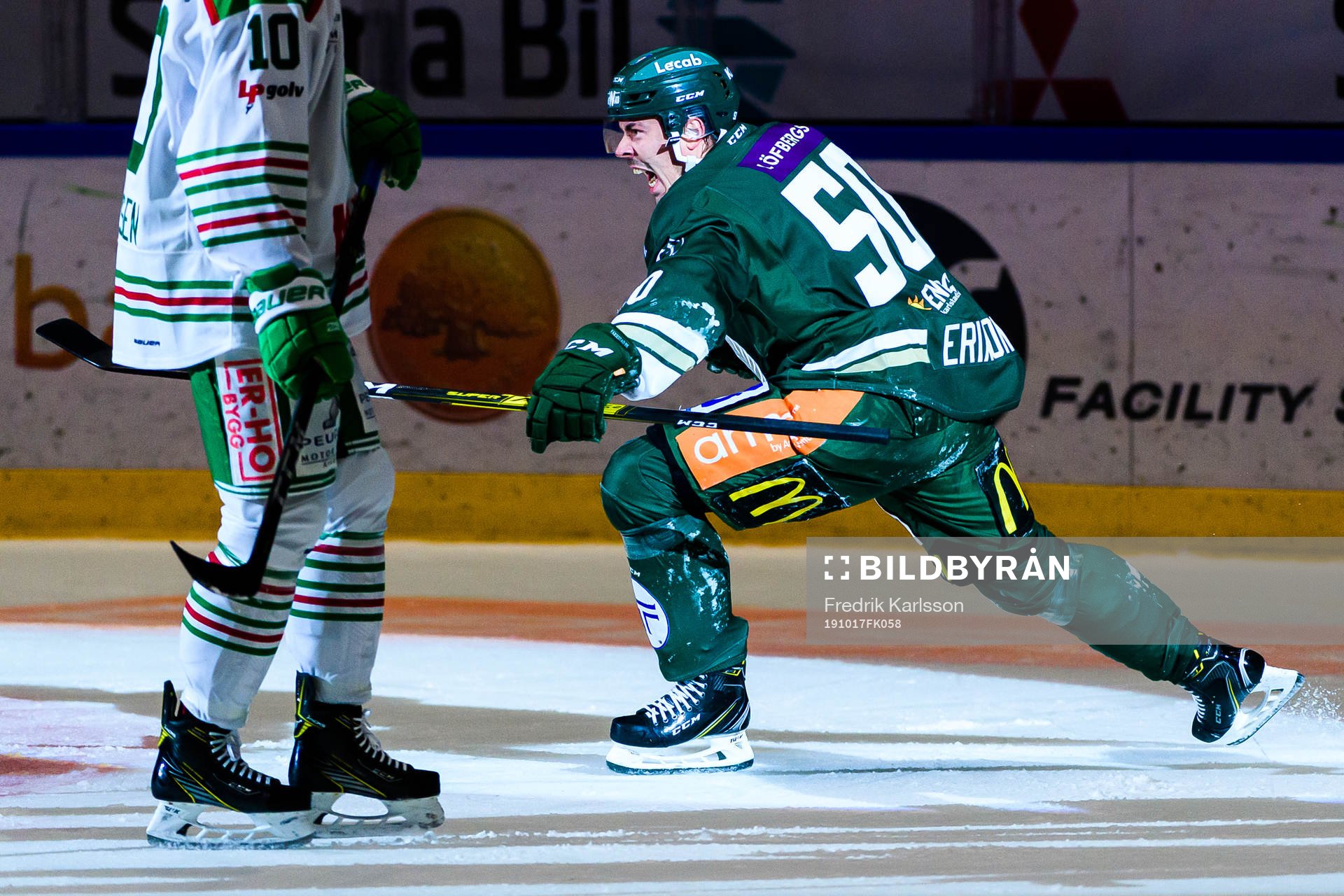 Färjestads Sebastian Erixon jublar