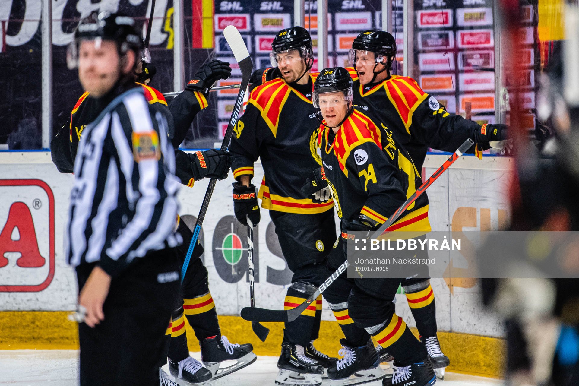 Brynäs Linus Ölund jublar