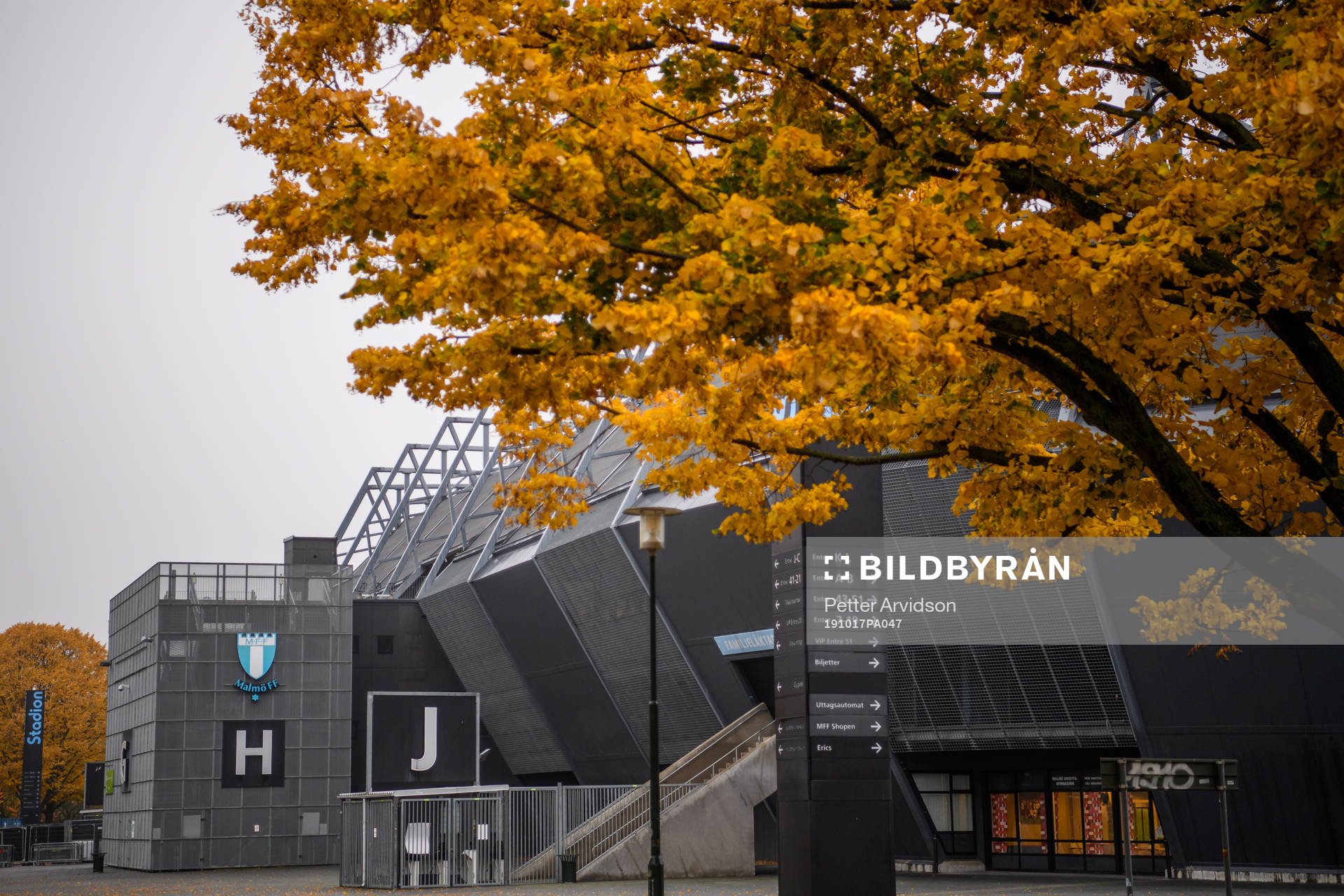 General view of Stadion